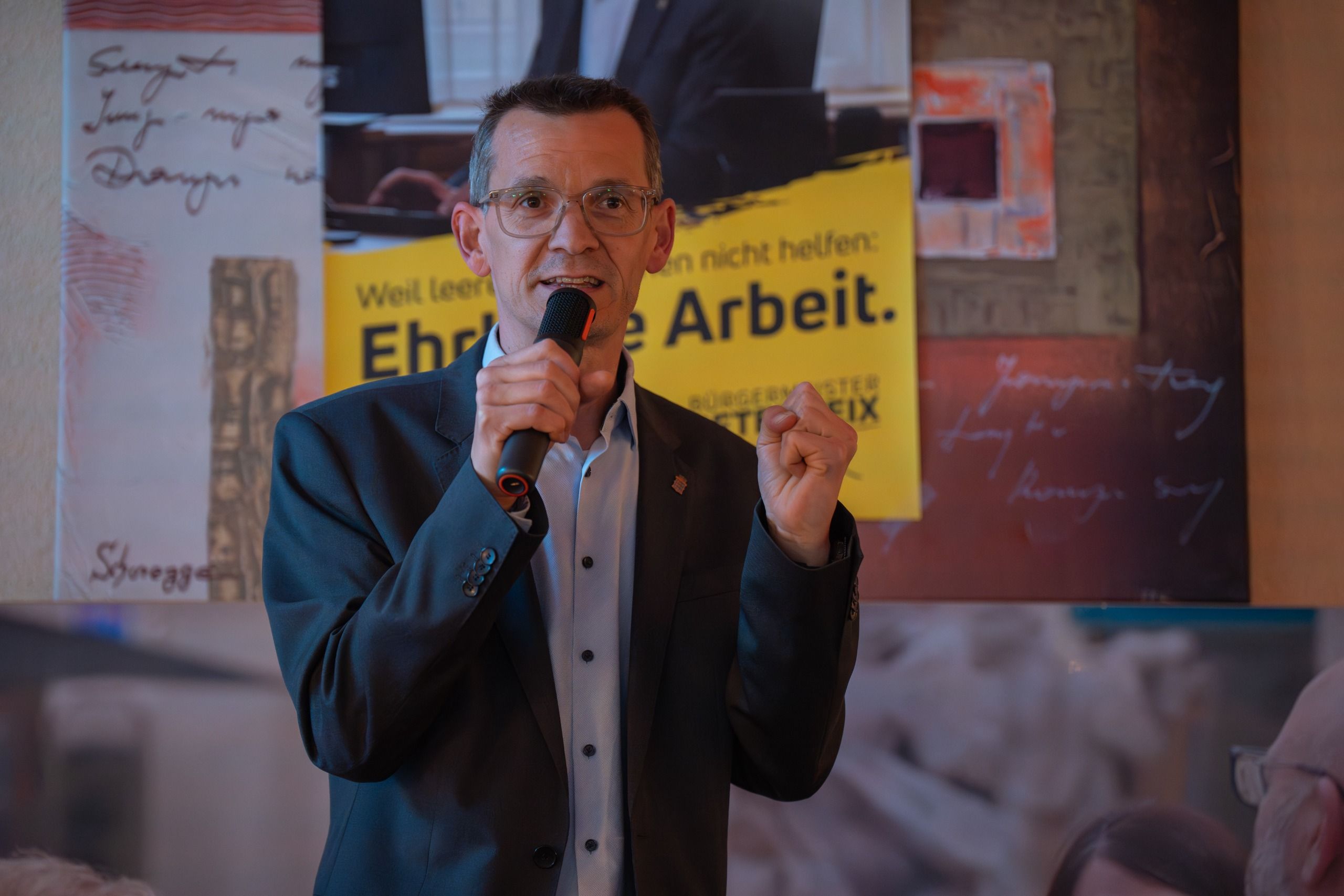 Peter Teix (ÖVP, Bild), Bürgermeister von Neunkirchen, ist seit Dezember in diesem Amt.