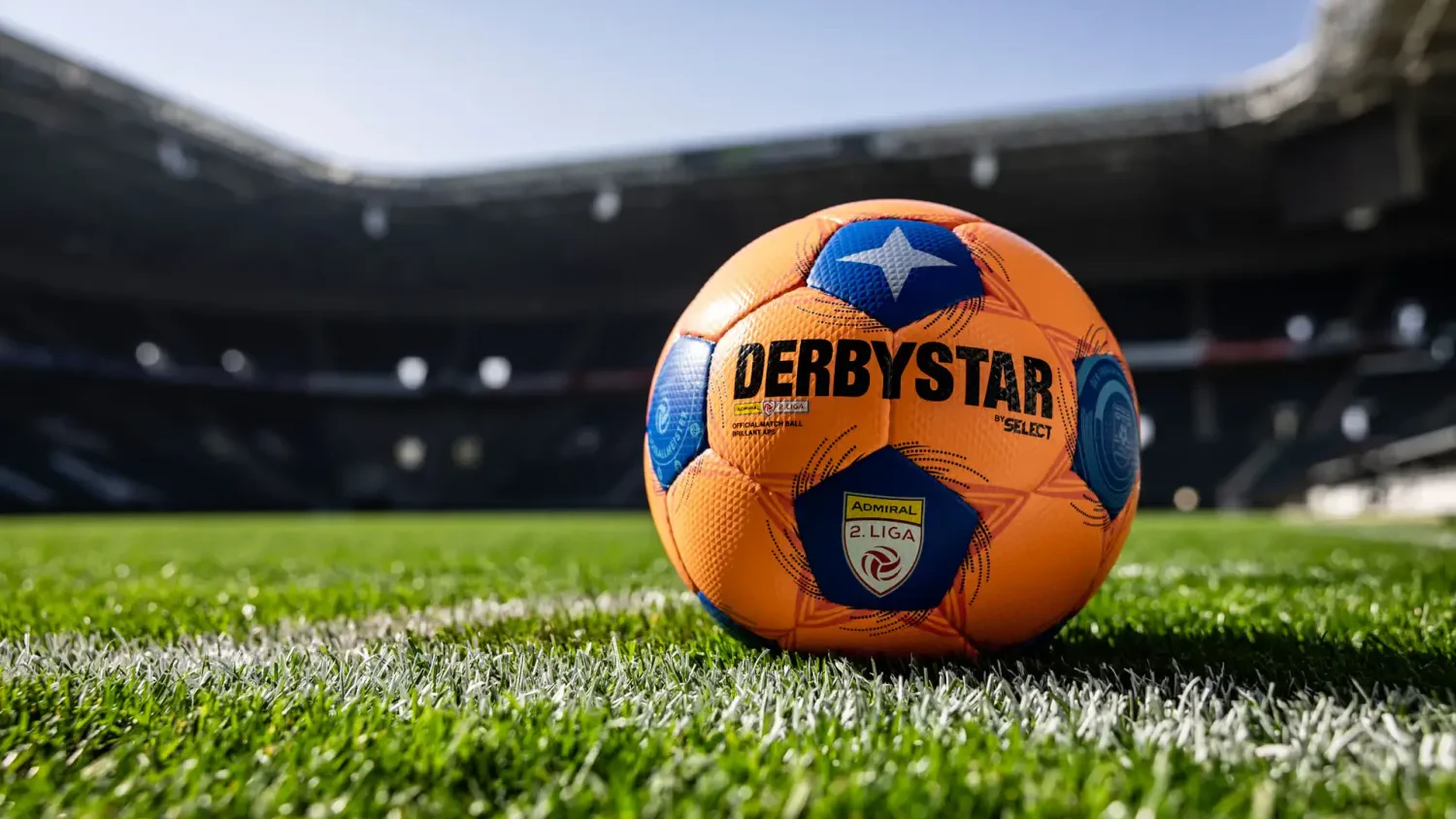 Die High-Visible-Variante des neuen Balls.