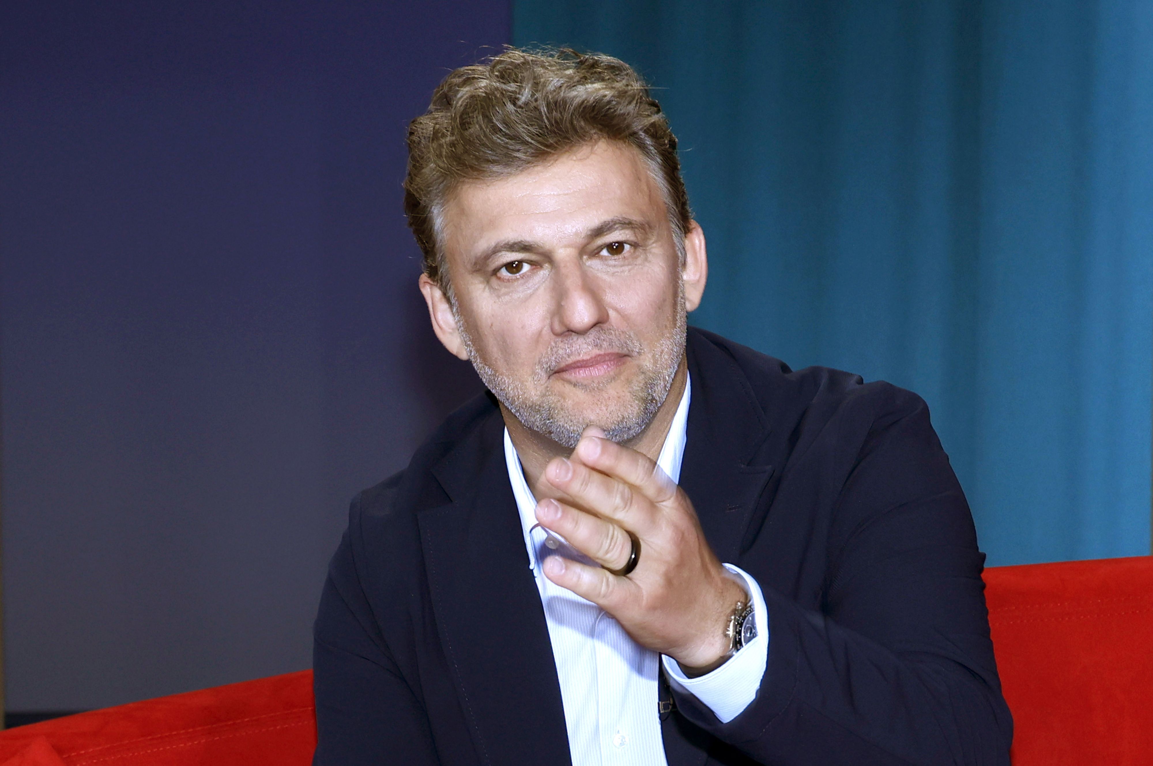 Jonas Kaufmann warnt auf Instagram vor Betrügern
