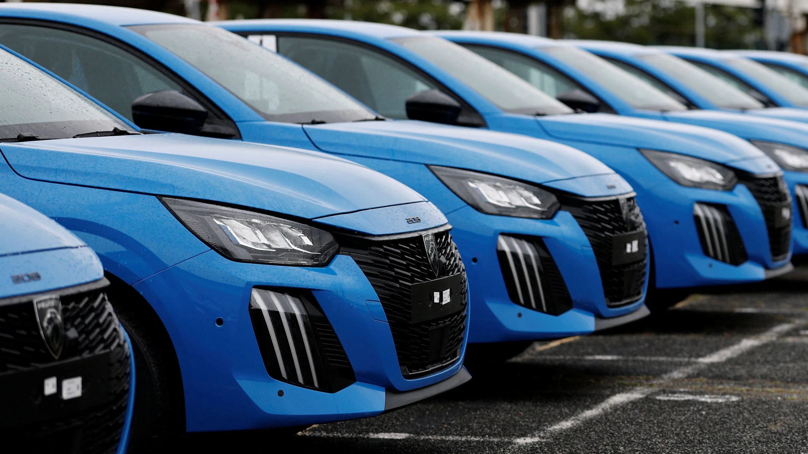Newly manufactured Peugeot E-208 vehicles in the yard of the Stellantis automobile plant in Poissy, near Paris, France, May 4, 2026. REUTERS/Benoit Tessier