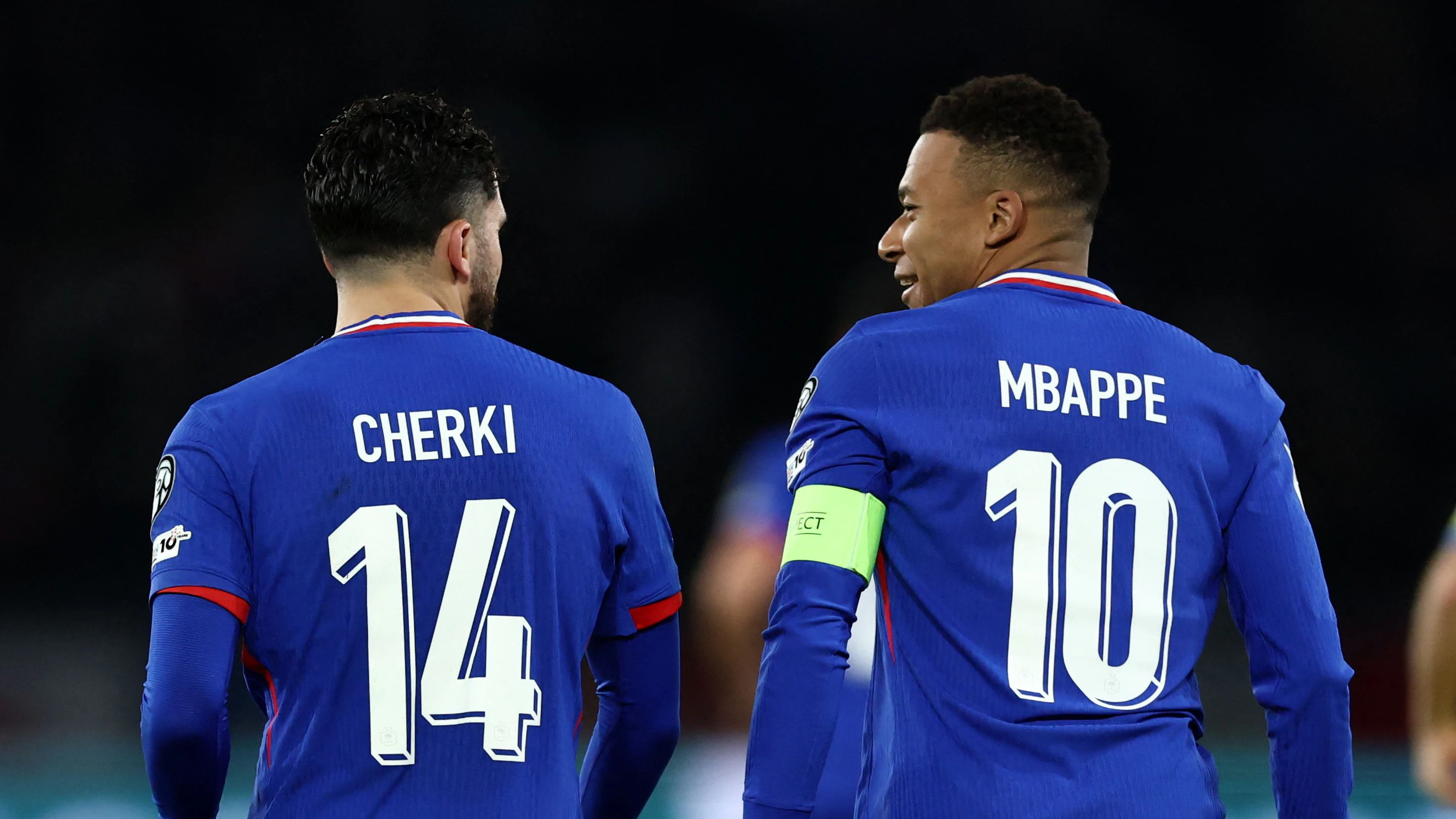 Rayan Cherki und Kylian Mbappe