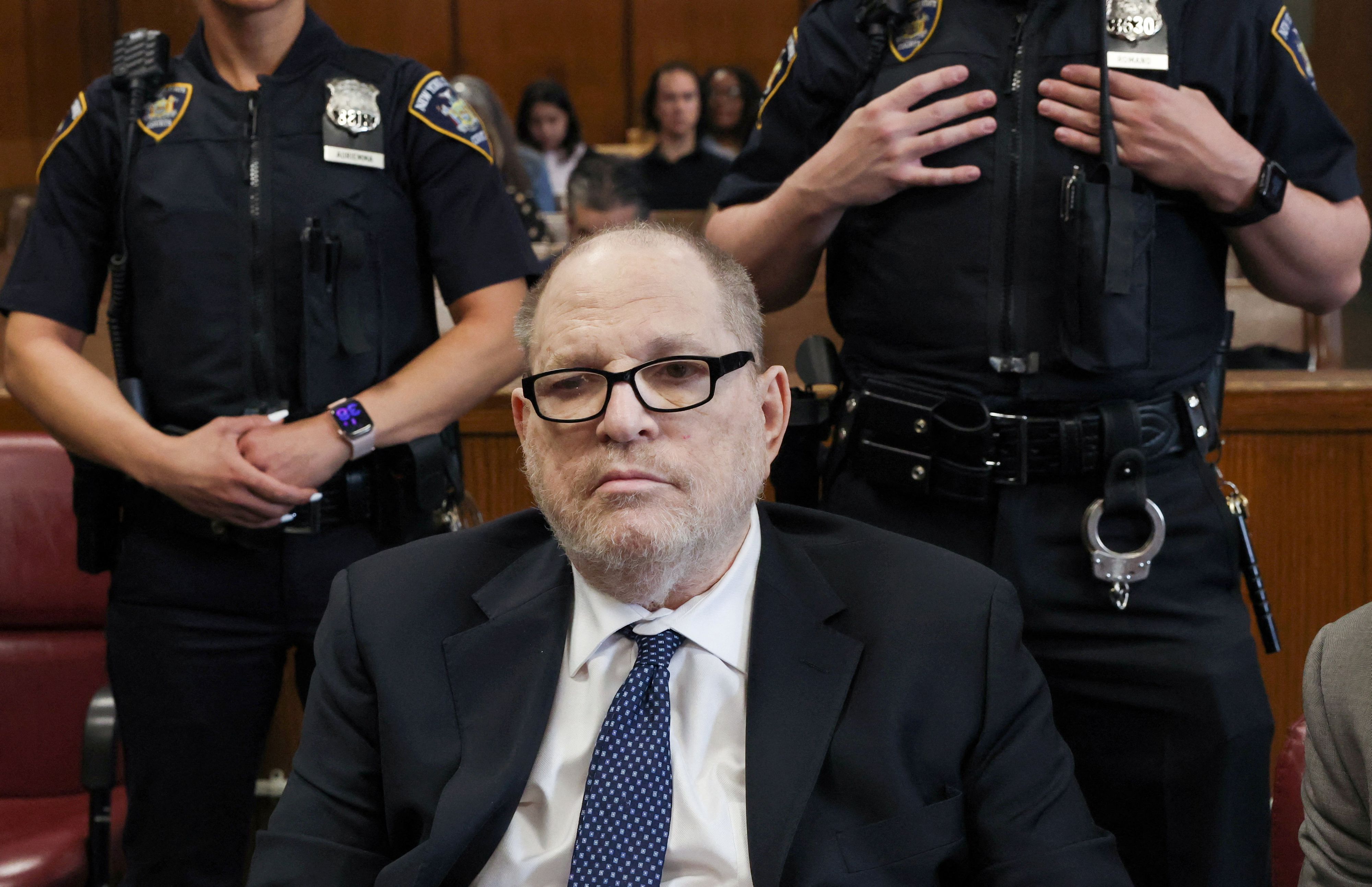 Heute.at - Prozess gegen Harvey Weinstein erneut geplatzt