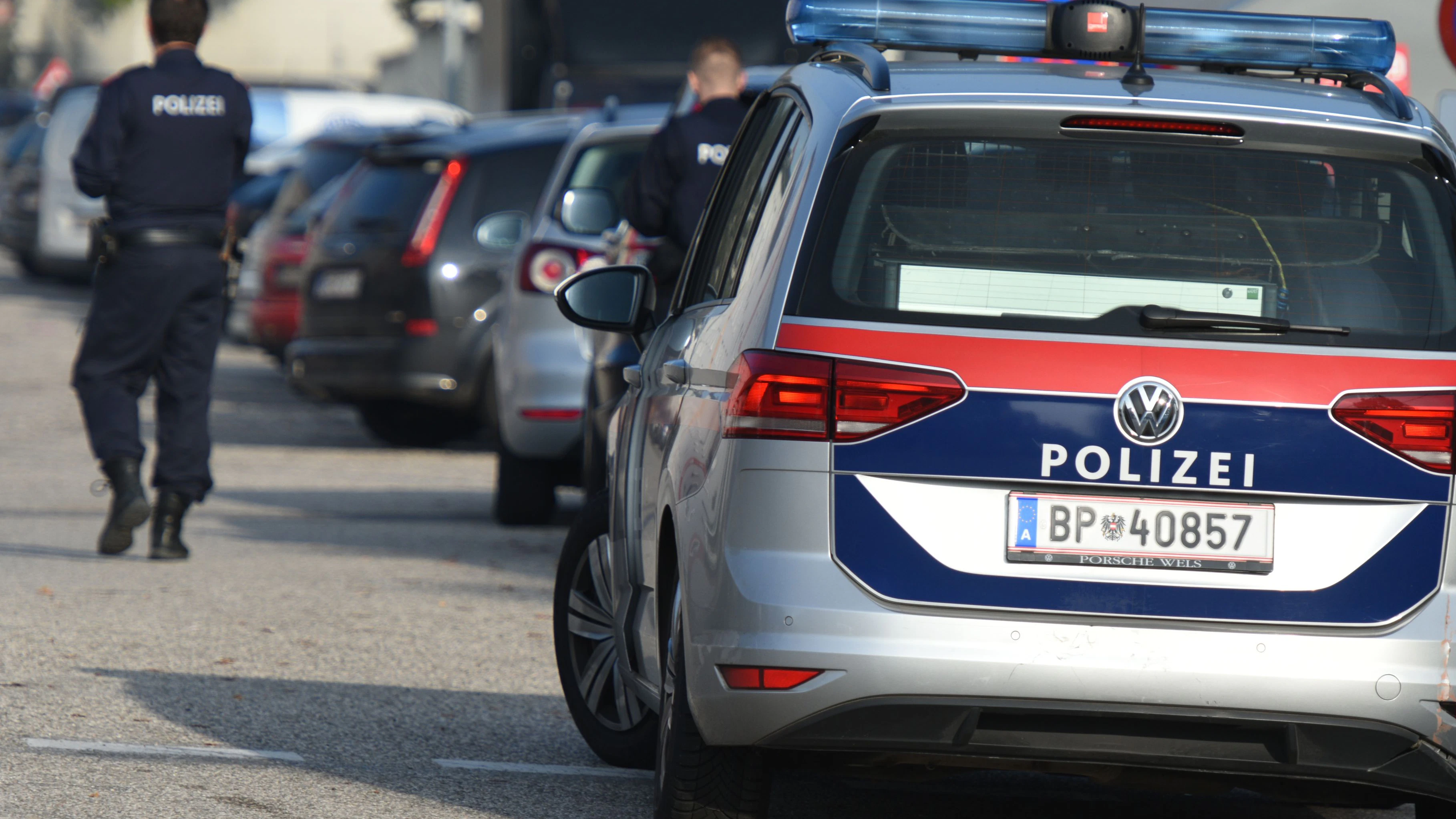 Die Polizei zweifelte an den Schilderungen des Fahrzeuglenkers. (Symbolbild)