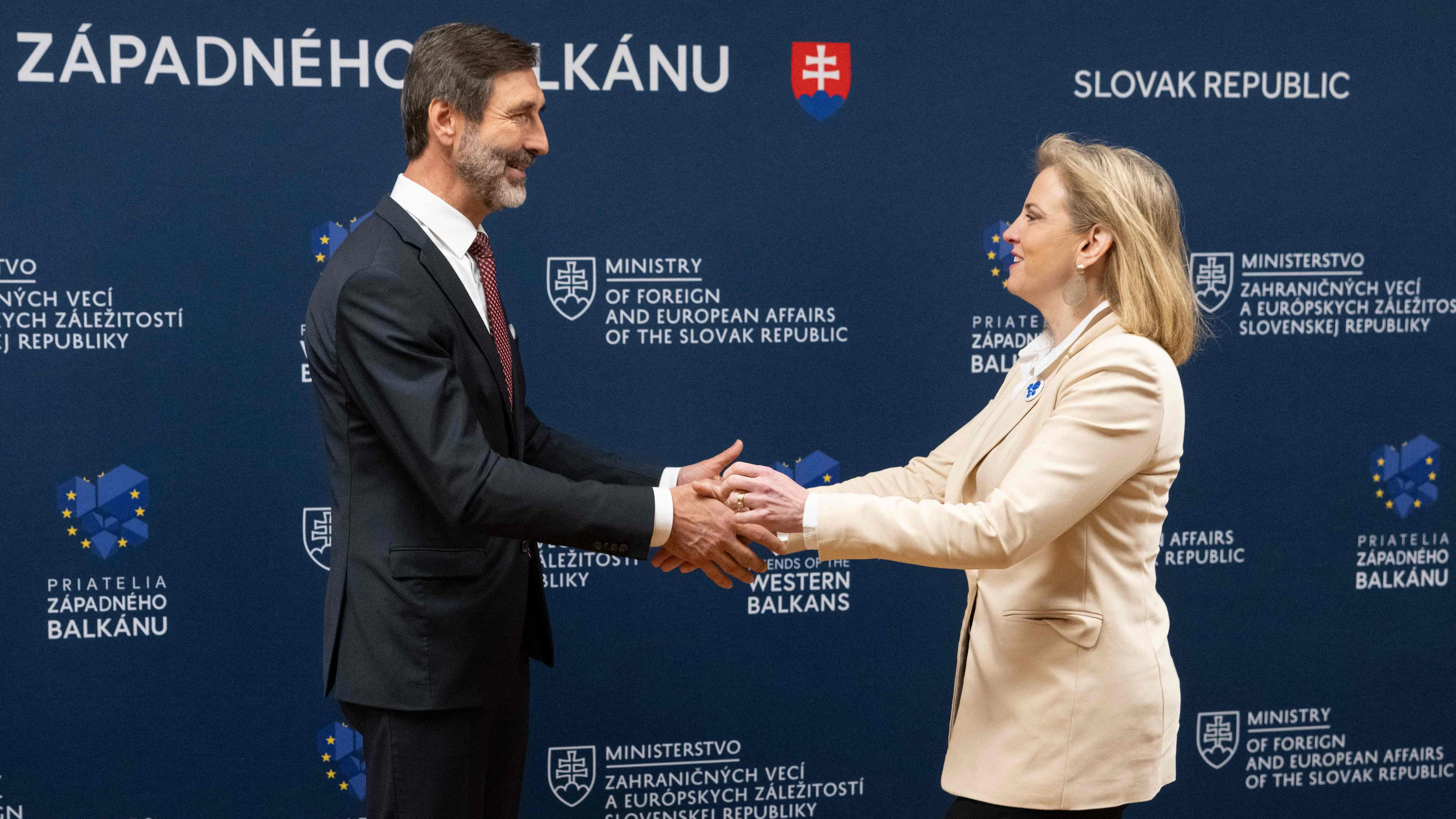 Beate Meinl-Reisinger mit Slowakei-Außenminister Planar: Ich bin dir so dankbar, Juraj, ...
