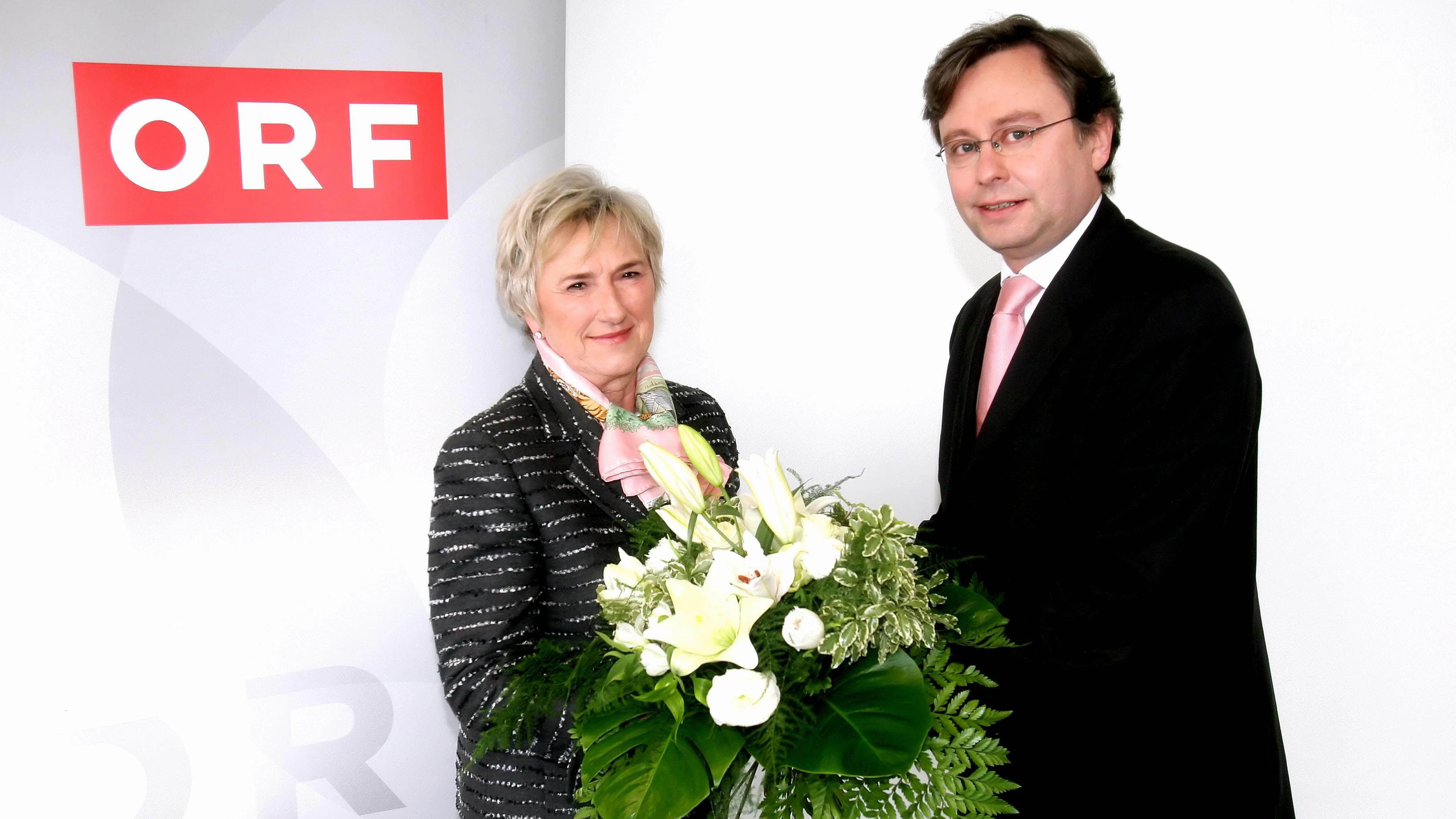 Kein Muttertag, sondern eine Amtsübergabe: Blumenkind Alexander Wrabetz übernahm den ORF 2007 von Monika Lindner
