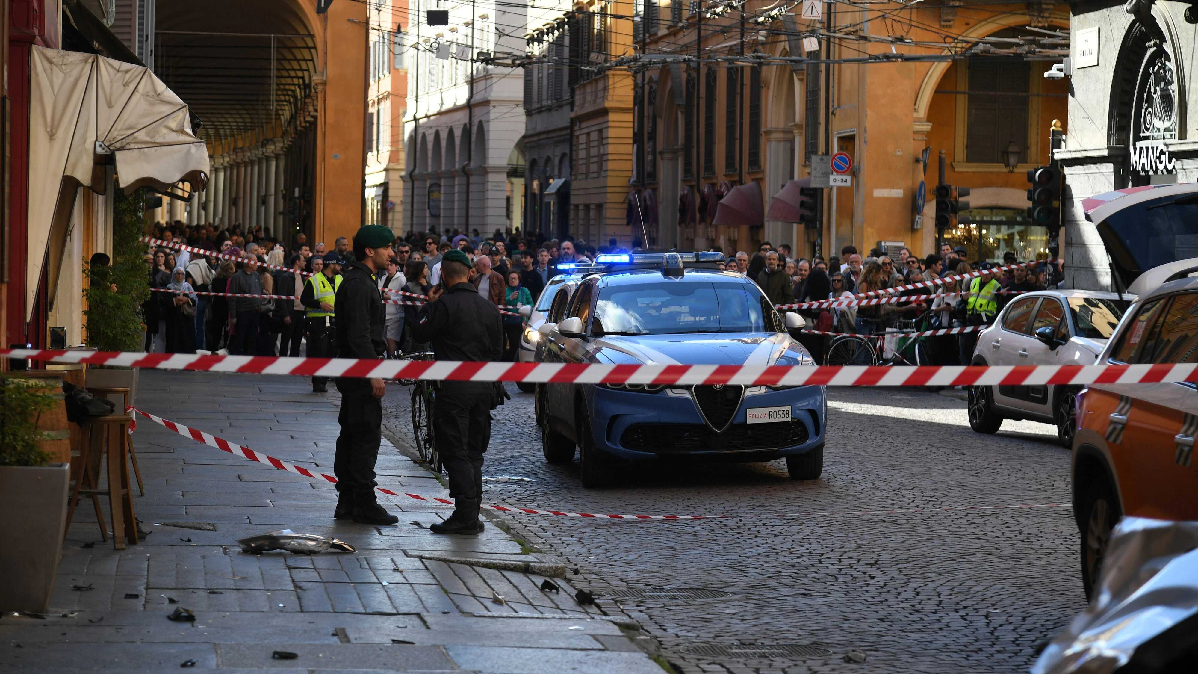 Sieben Personen wurden bei dem Vorfall verletzt.