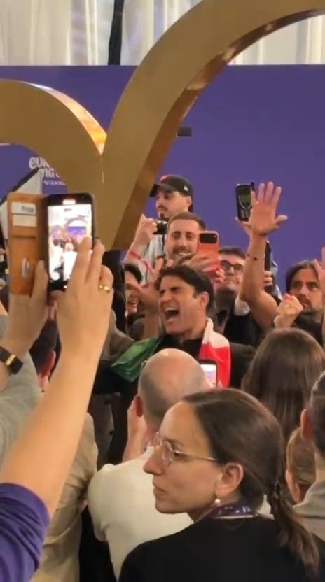 Sal Da Vinci im Media-Center der ESC-Halle.