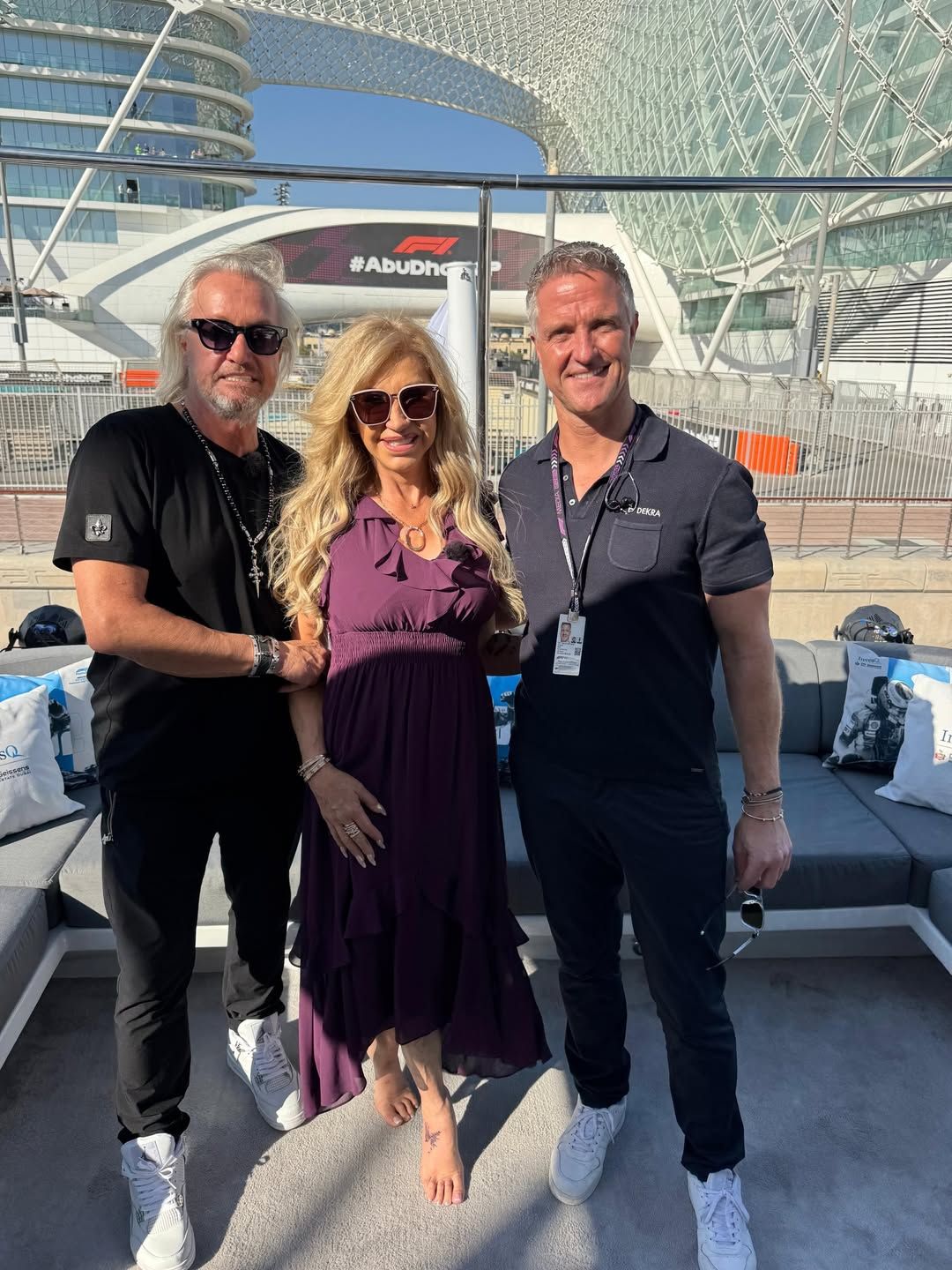 Robert und Carmen Geiss mit Ralf Schumacher beim Großen Preis von Abu Dhabi.