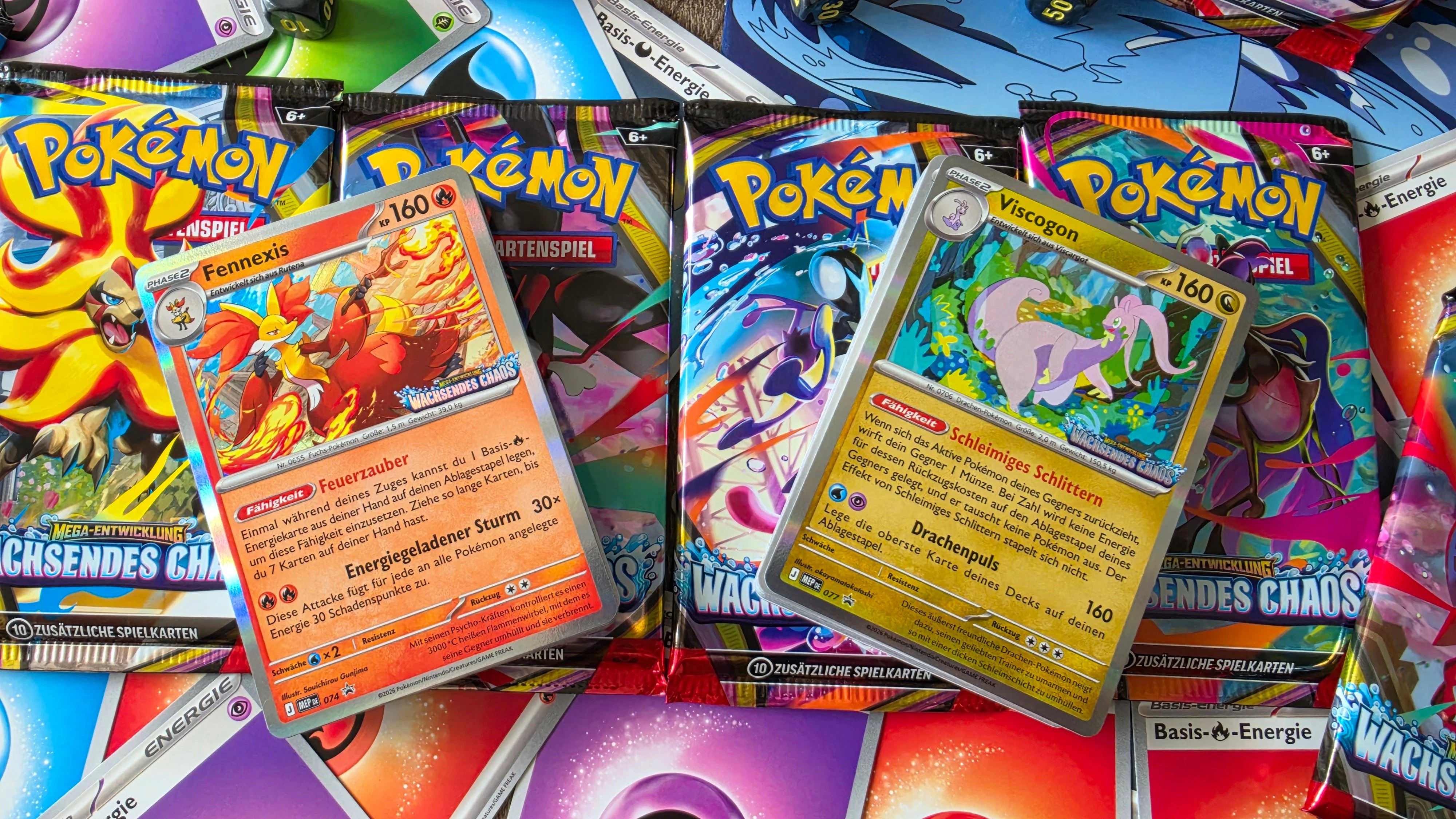 Je Build & Battle Box gibt es eine von vier speziellen Promokarten, die auch spielerisch stark sind: Ampharos, Fennexis, Iksbat oder Viscogon. 