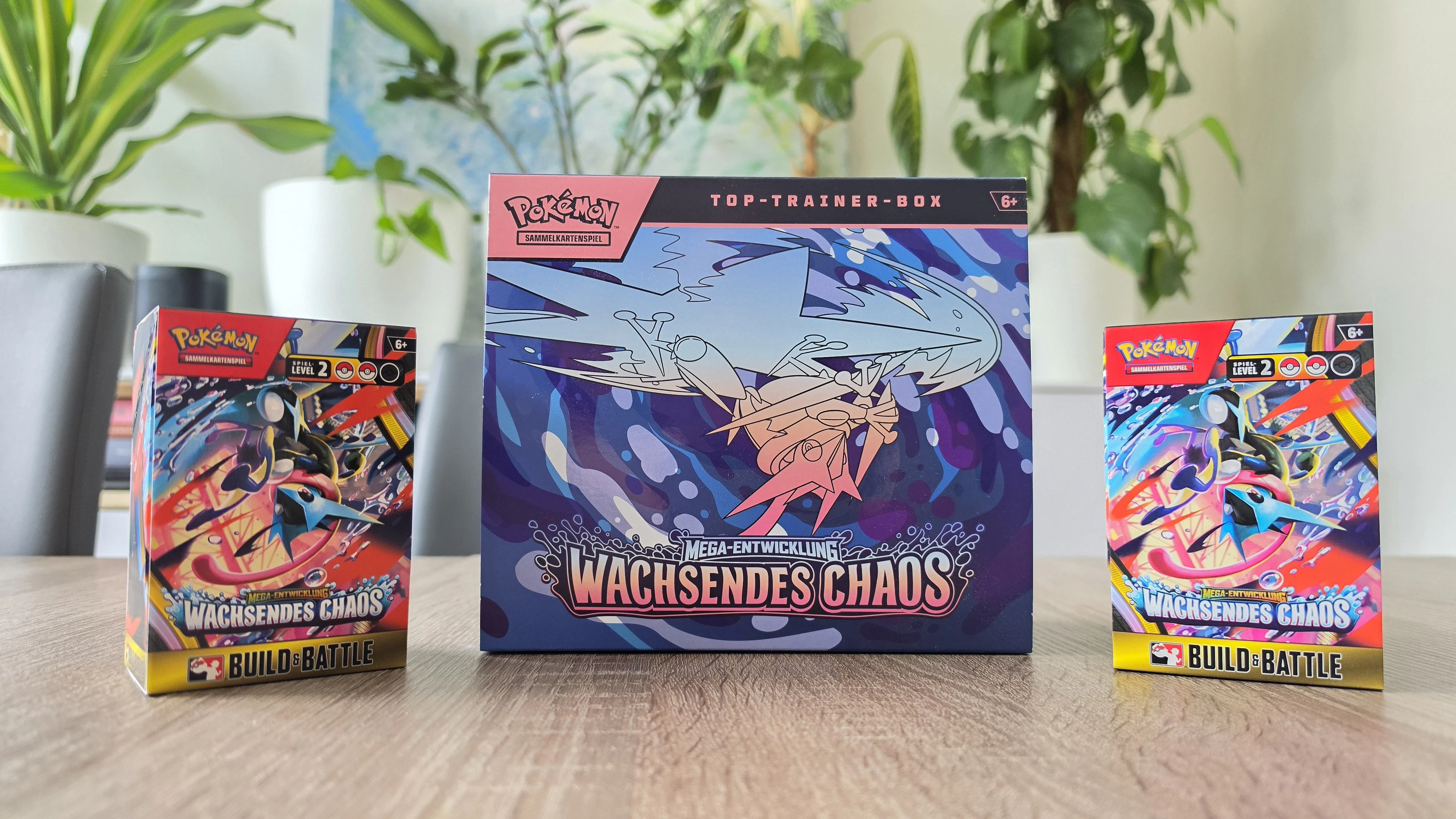 So sehen die Build & Battle Boxen und die Top Trainer Box von "Wachsendes Chaos" aus.