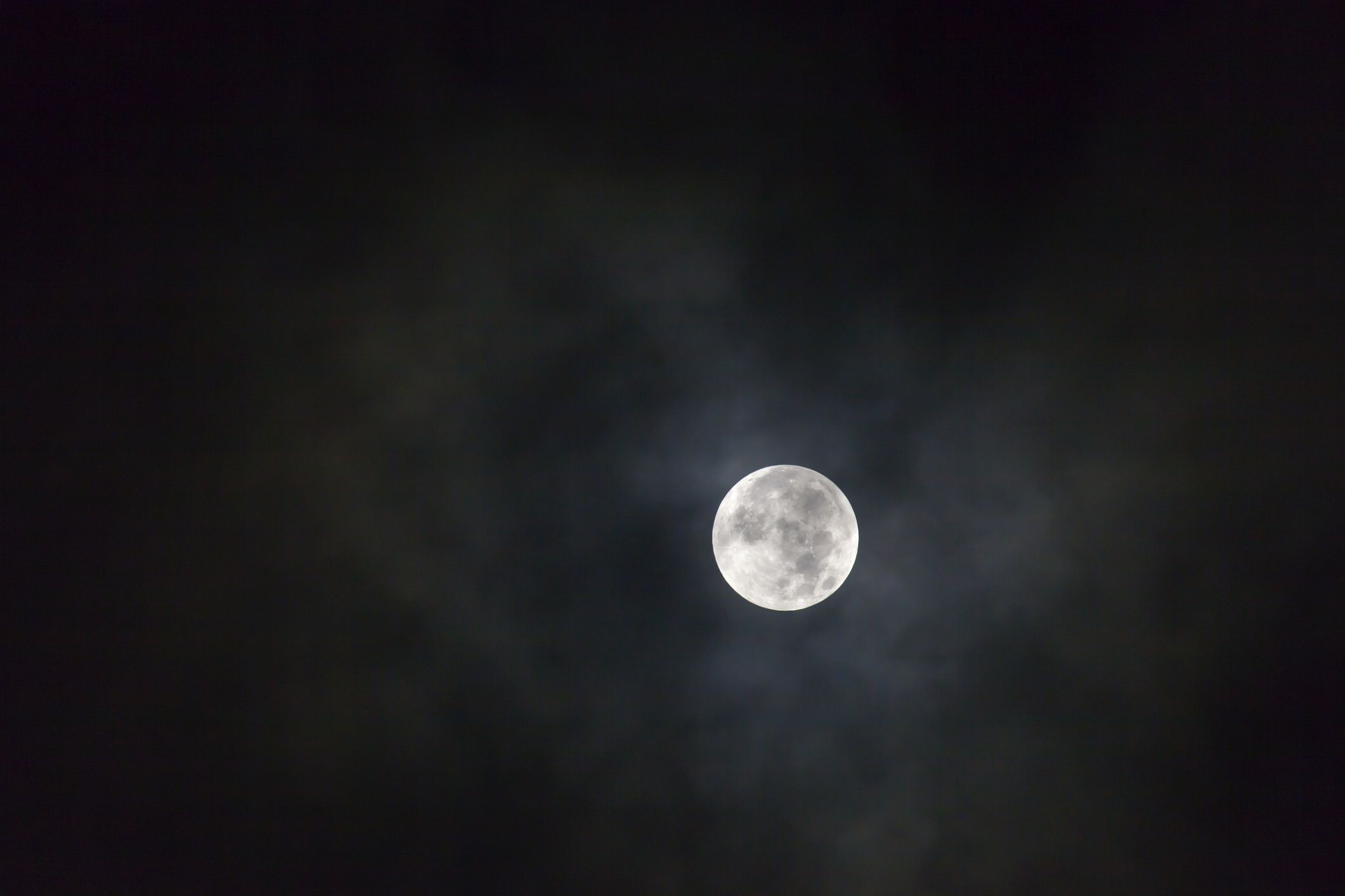 Der zweite Vollmond im Mai ist ein sogenannter blauer Mond.