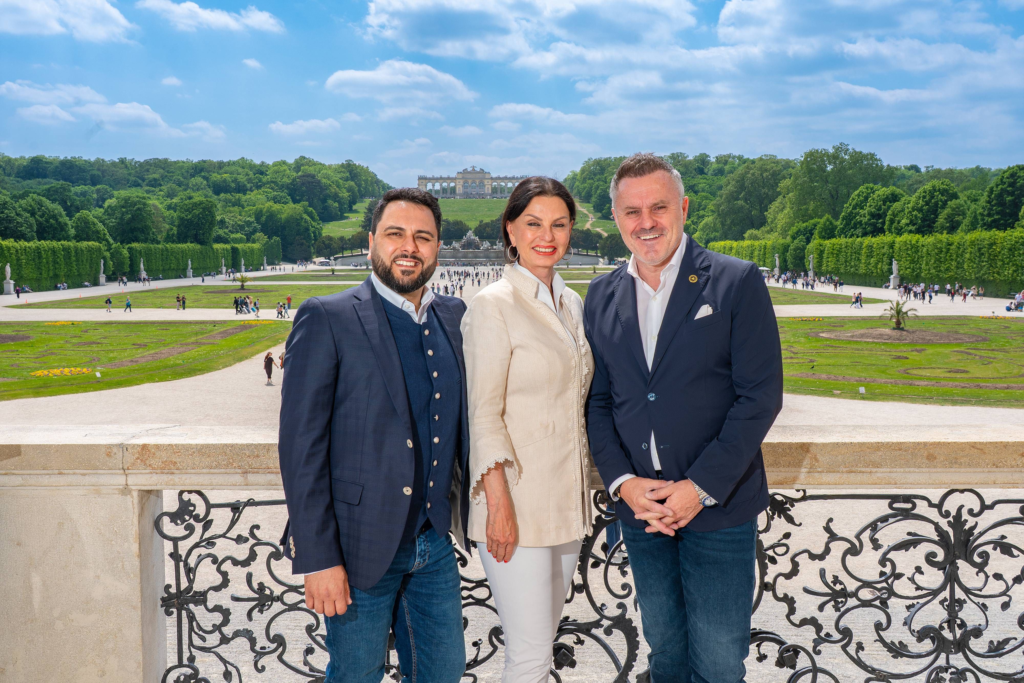 Tenor Paolo Scarano mit Sonja Klima und Klaus Panholzer