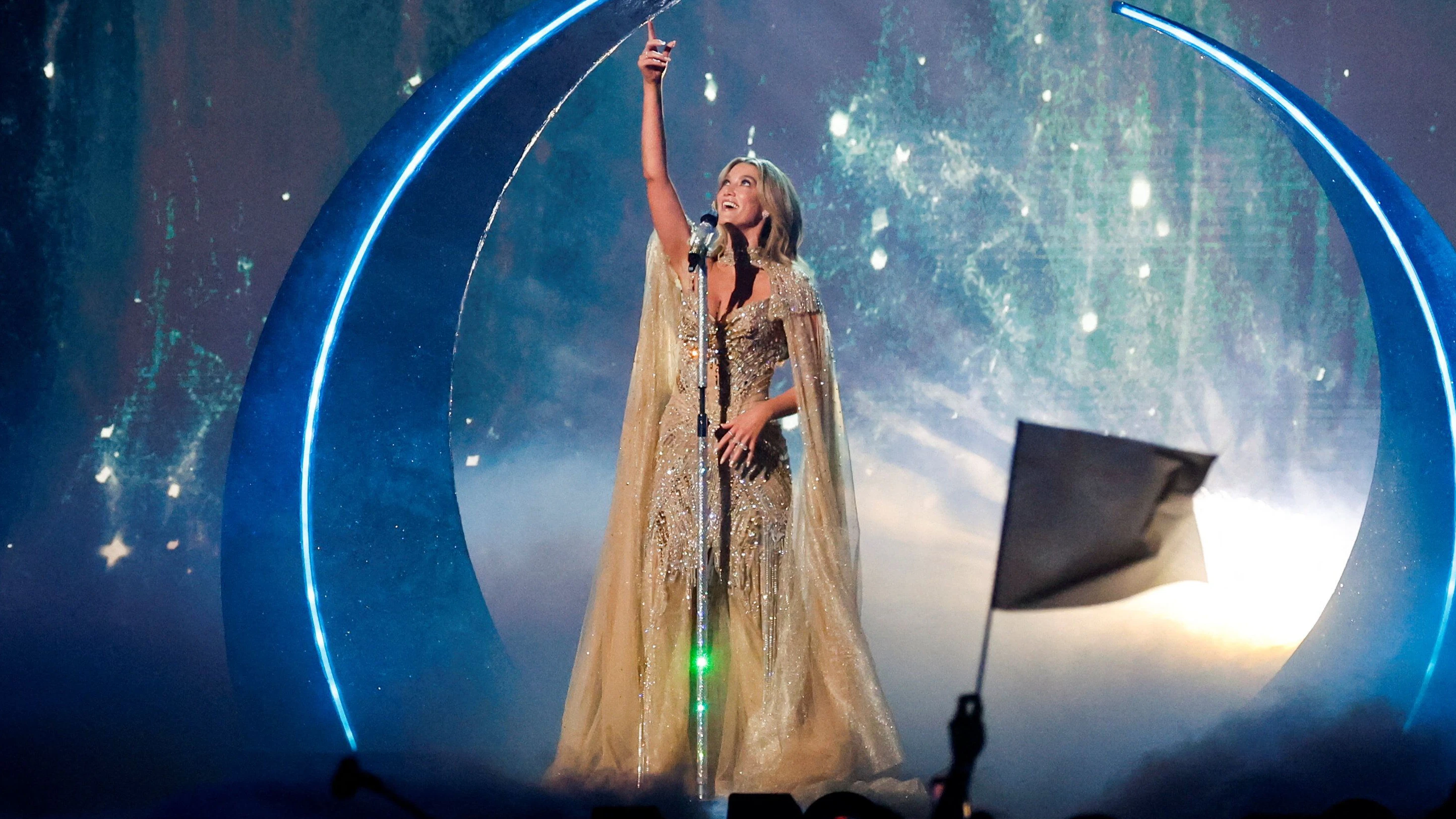 Delta Goodrem, representing Australia, performs "Eclipse" during the second semi-final of the 2026 Eurovision Song Contest, in Vienna, Austria, May 14, 2026. REUTERS/Lisa Leutner     TPX IMAGES OF THE DAY     