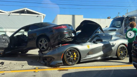 Ferrari 812 Competizione Aperta in Malibu (USA) verunfallt.