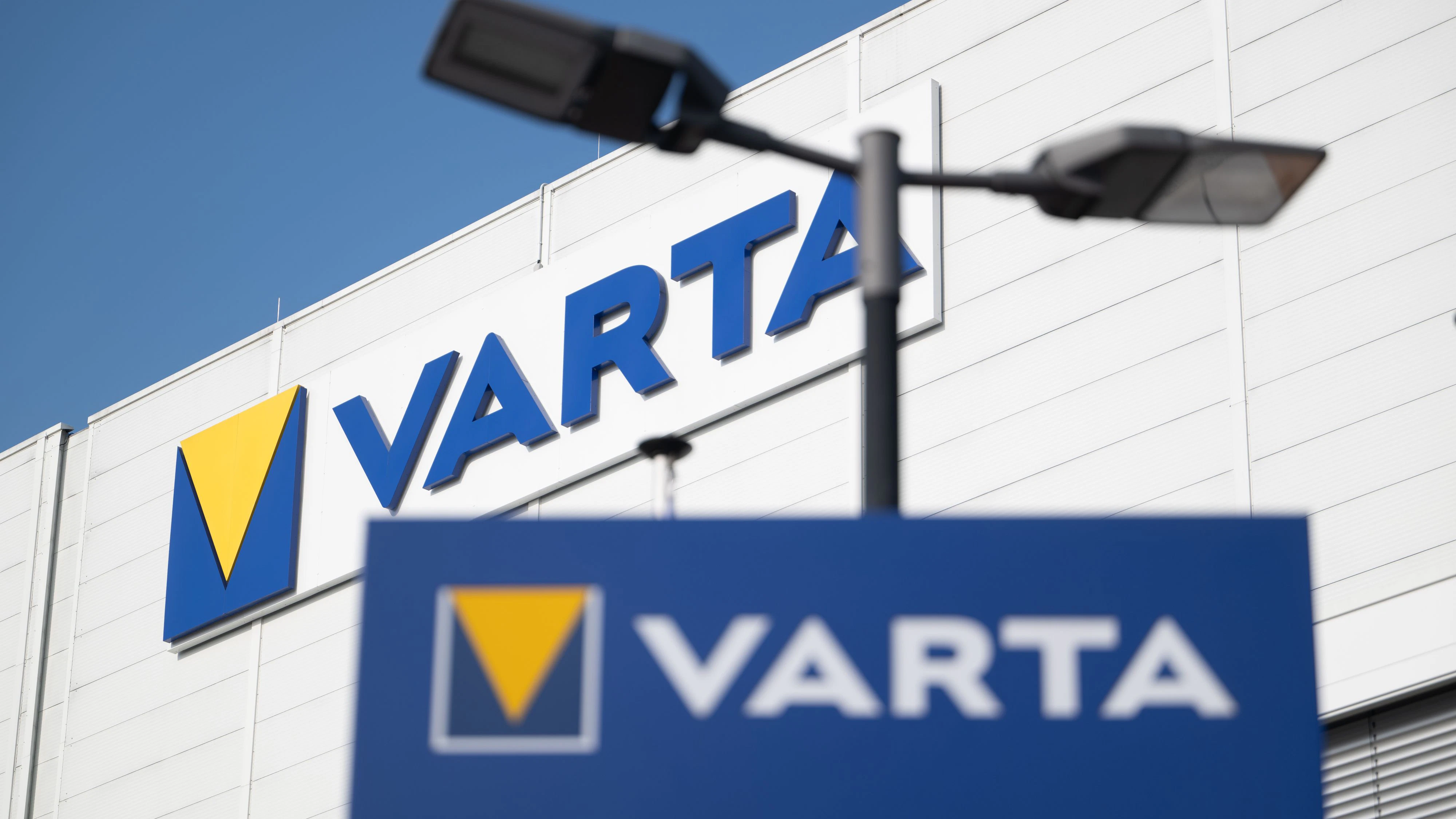 Heute.at - Varta geht der finanzielle Akku aus