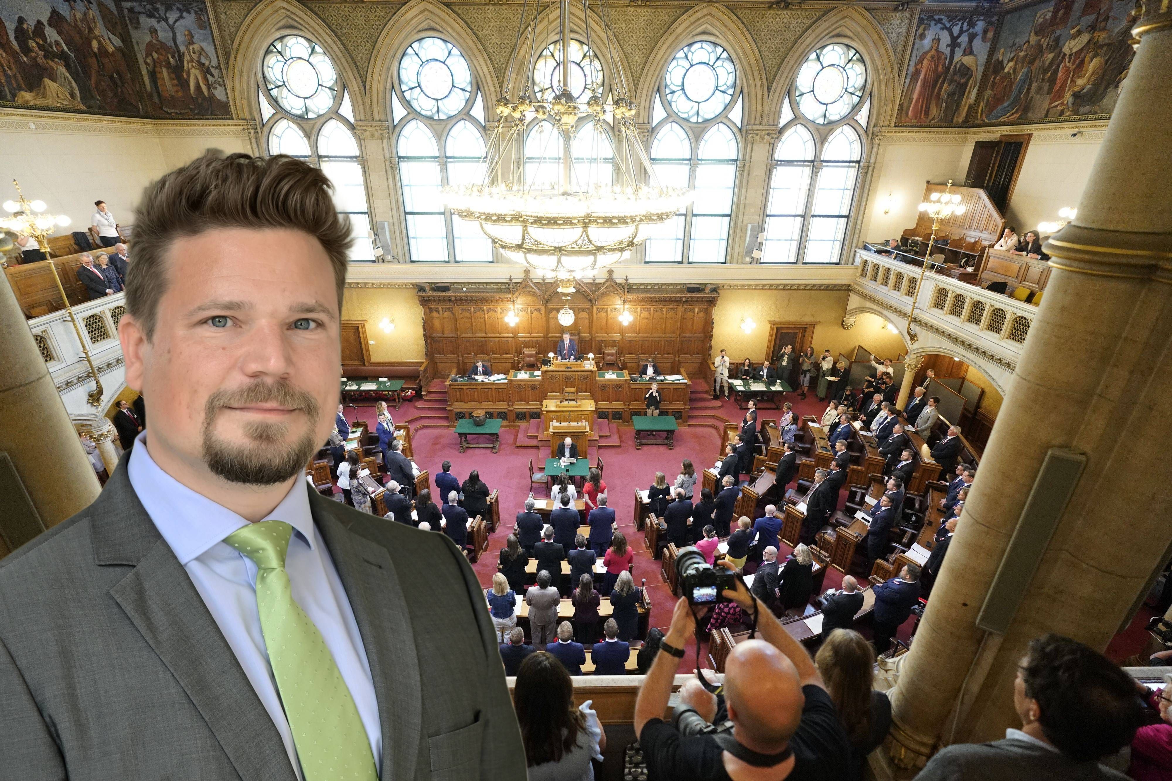 Stadtrechnungshofs-Direktor Werner Sedlak stellte den Tätigkeitsbericht im Gemeinderat vor.