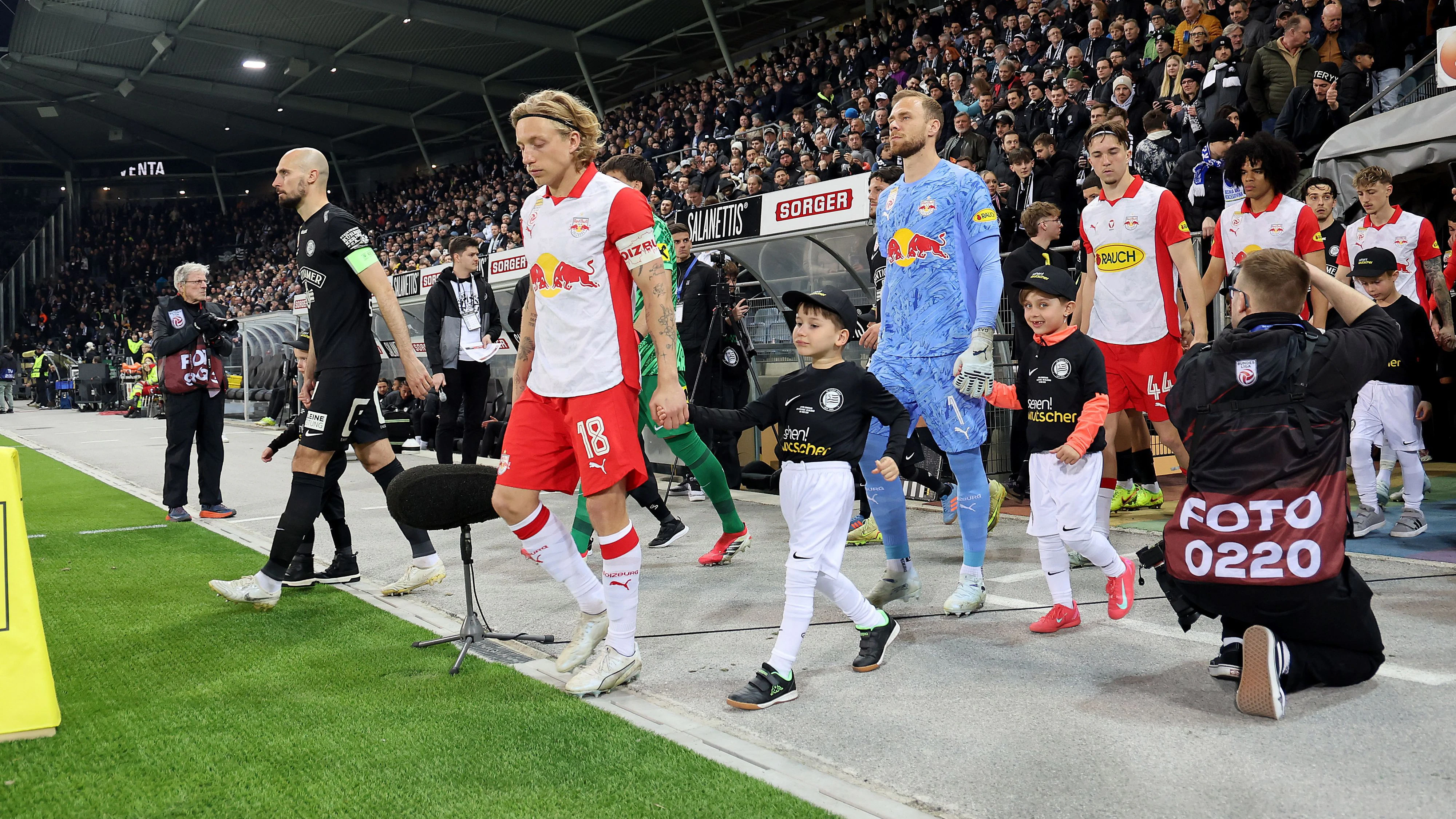 Mads Bidstrup und Alexander Schlager könnten Red Bull Salzburg noch in diesem Sommer verlassen. 