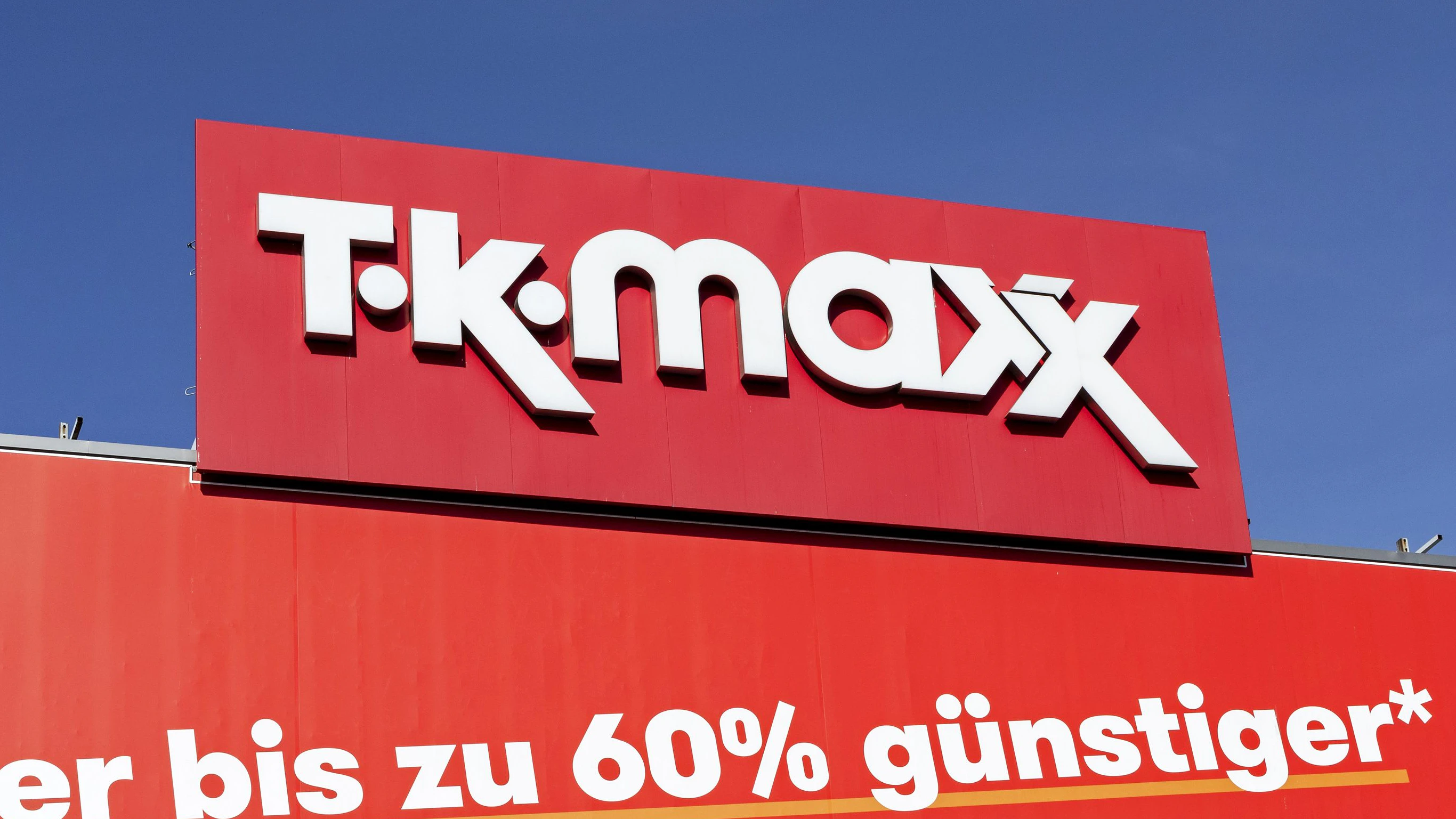 TK Maxx, off price store