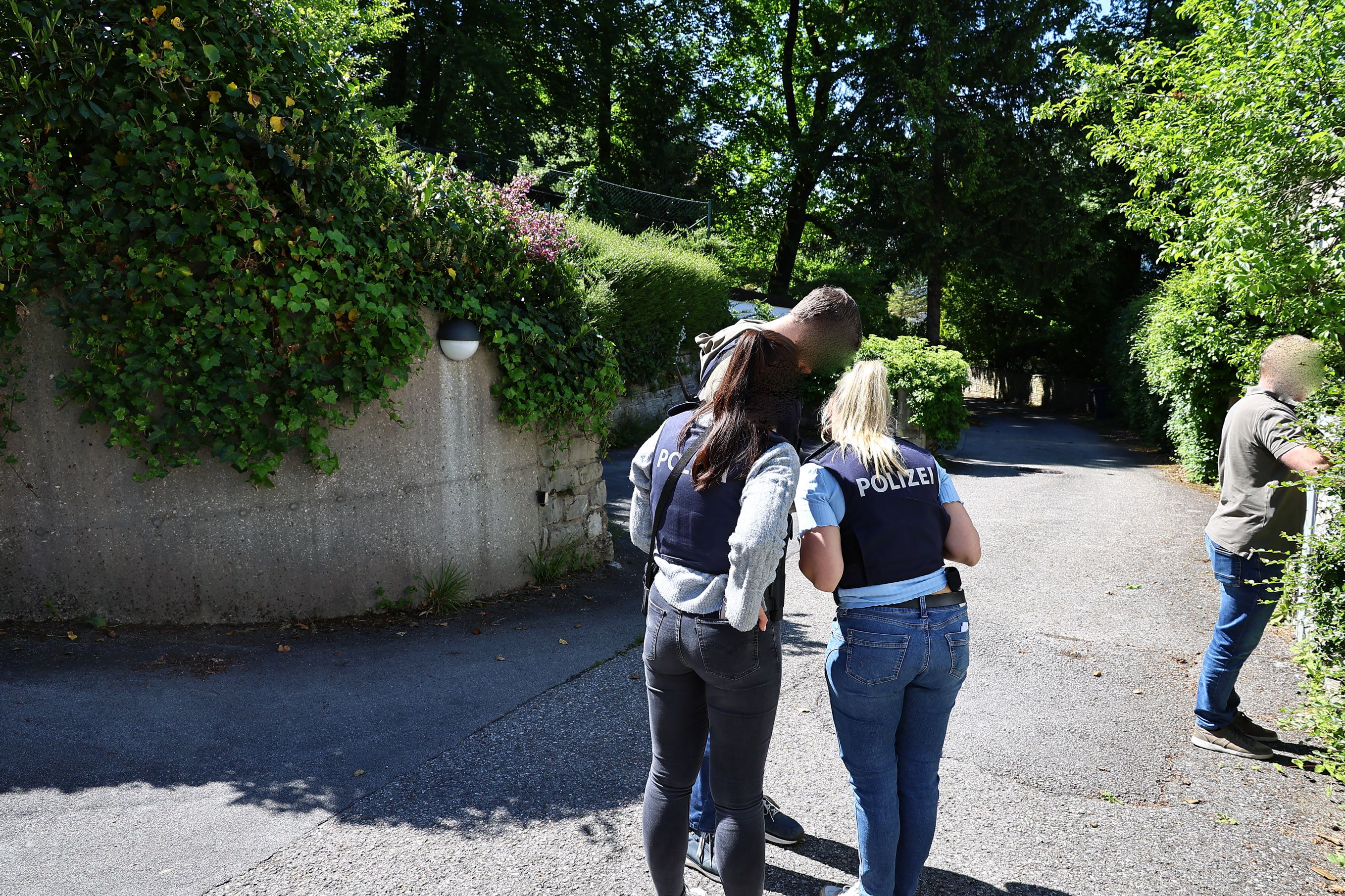 Die Polizei nahm die Ermittlungen auf. 