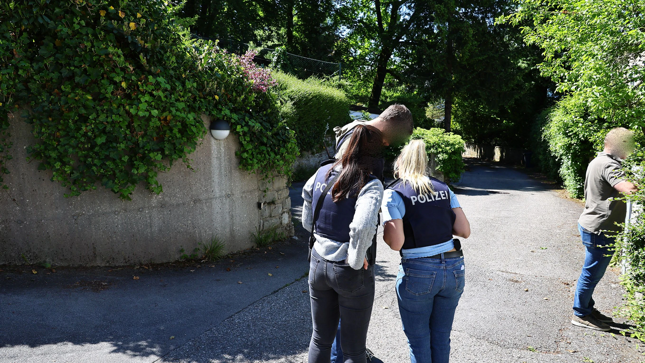Die Polizei nahm die Ermittlungen auf. 