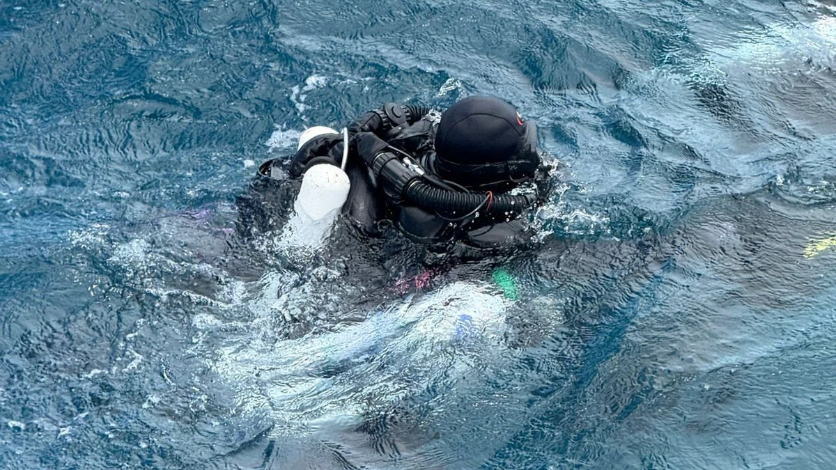 A diver from Finland takes part in a recovery operation for four missing Italian scuba divers who died in an accident in underwater caves near Vaavu Atoll, Maldives, in this handout photo released on May 19, 2026. Maldives President’s Office/ Handout via REUTERS THIS IMAGE HAS BEEN SUPPLIED BY A THIRD PARTY. NO ARCHIVES. NO RESALES. MANDATORY CREDIT.  