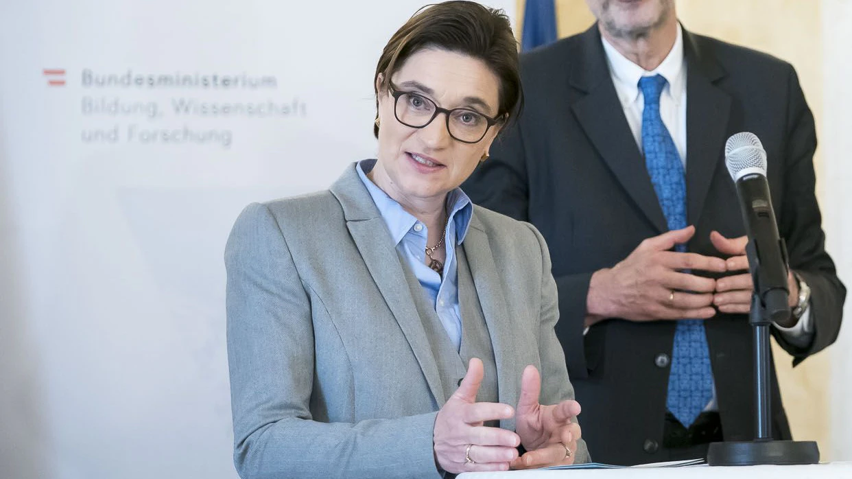 Lisa Totzauer werden allerhöchstens Außenseiterchancen zugerechnet – jetzt ist ihre Kandidatur fix.