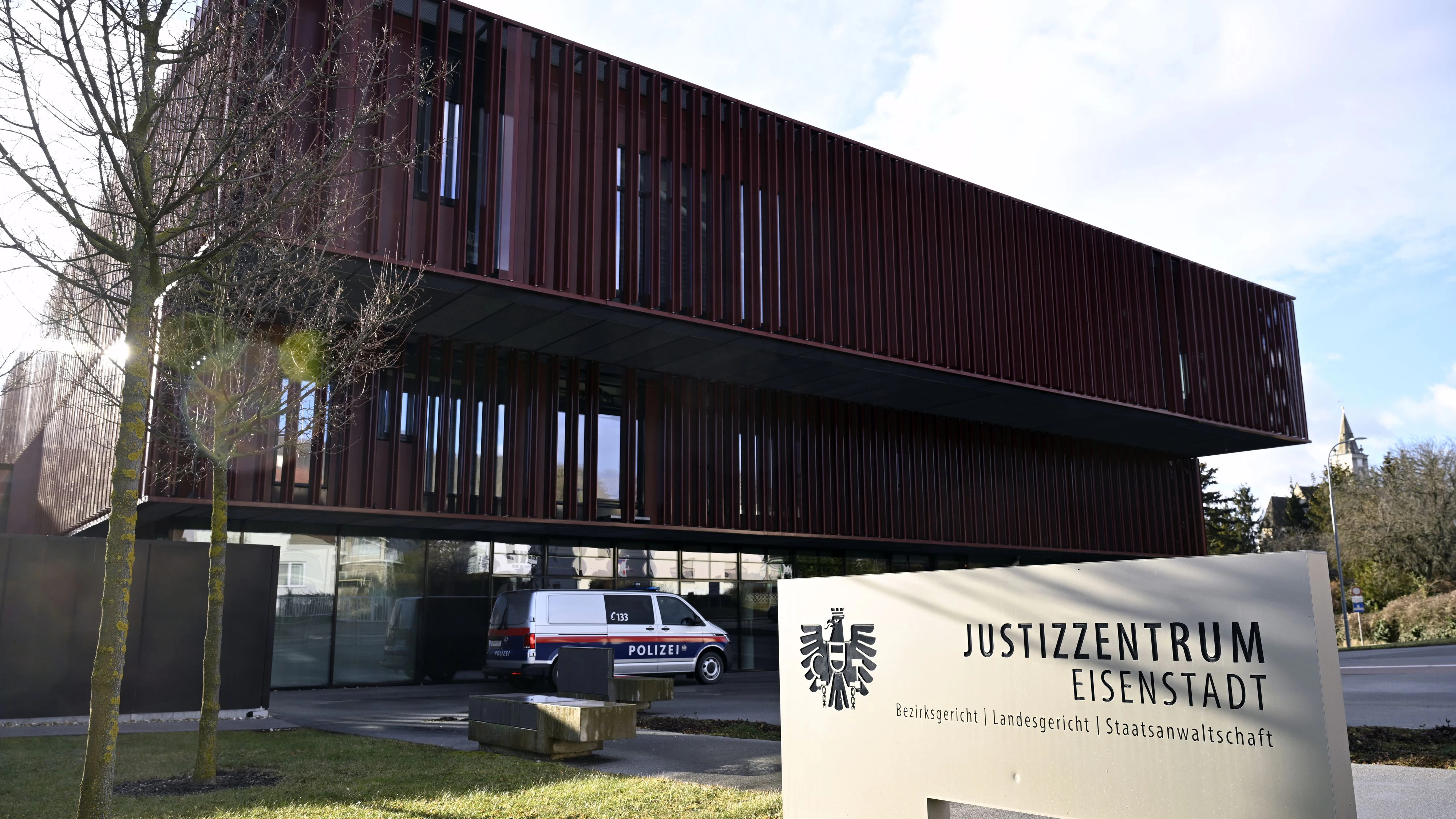 Die U-Haft des mutmaßlichen Hipp-Erpressers wurde verlängert,