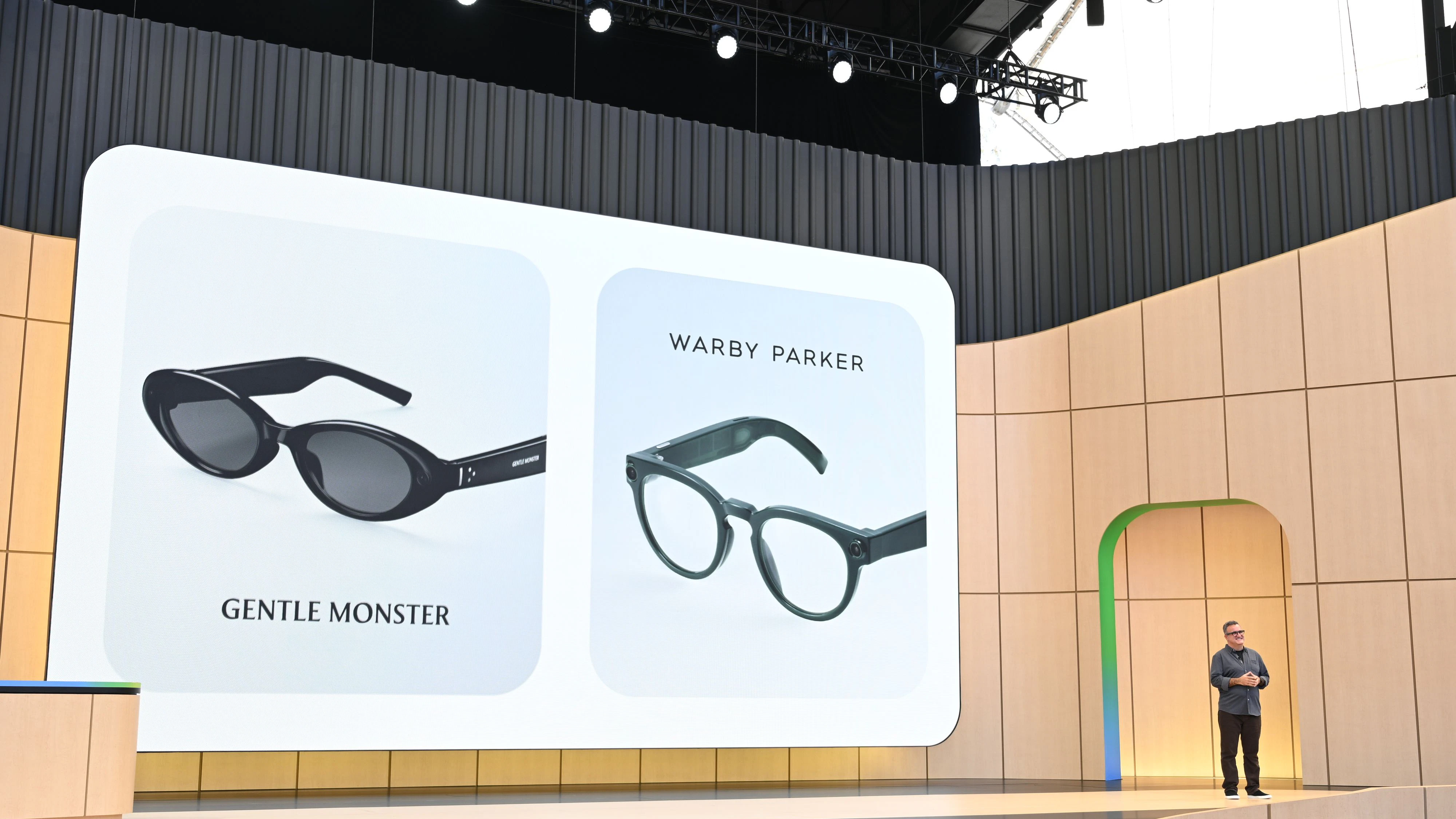 Großes Interesse weckten die neuen smarten Brillen mit Android XR. Google präsentierte Modelle gemeinsam mit Gentle Monster und Warby Parker.