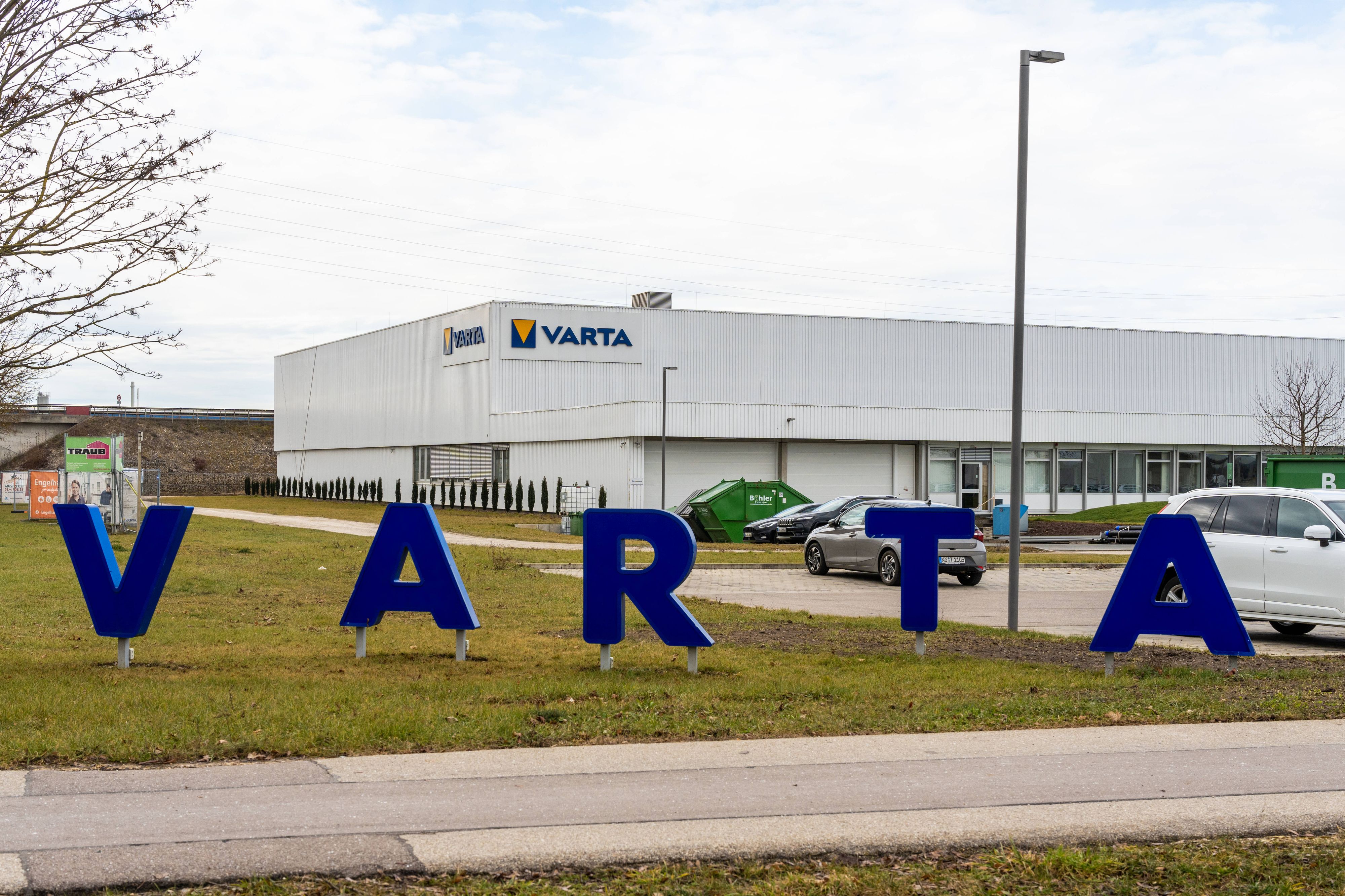 Rund 350 Mitarbeiter verlieren im Varta-Werk am Standort Nördlingen ihren Job.