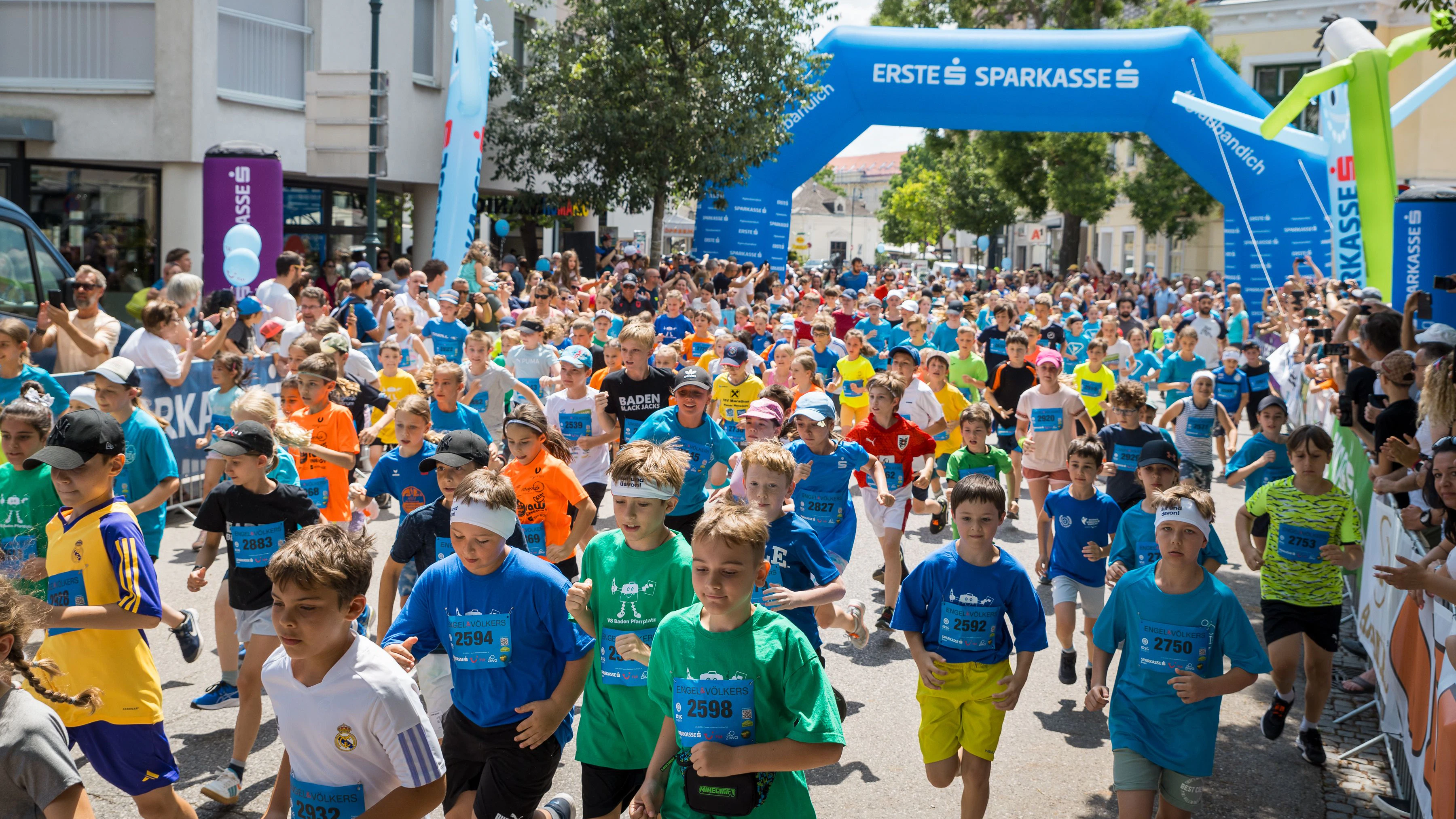Kinder beim Engel &amp; Völkers Kids Run
