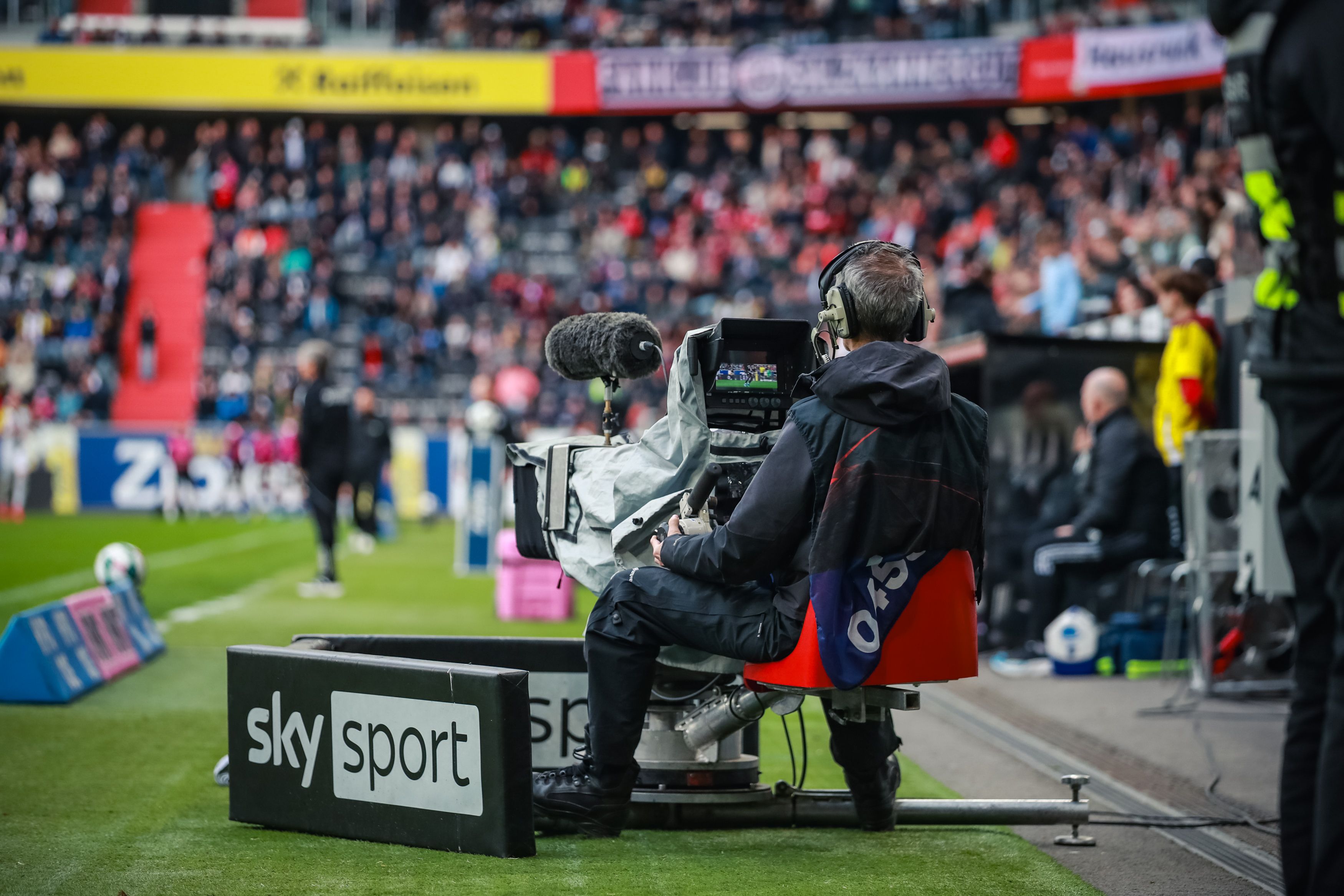 Sky bleibt Partner der premier League.