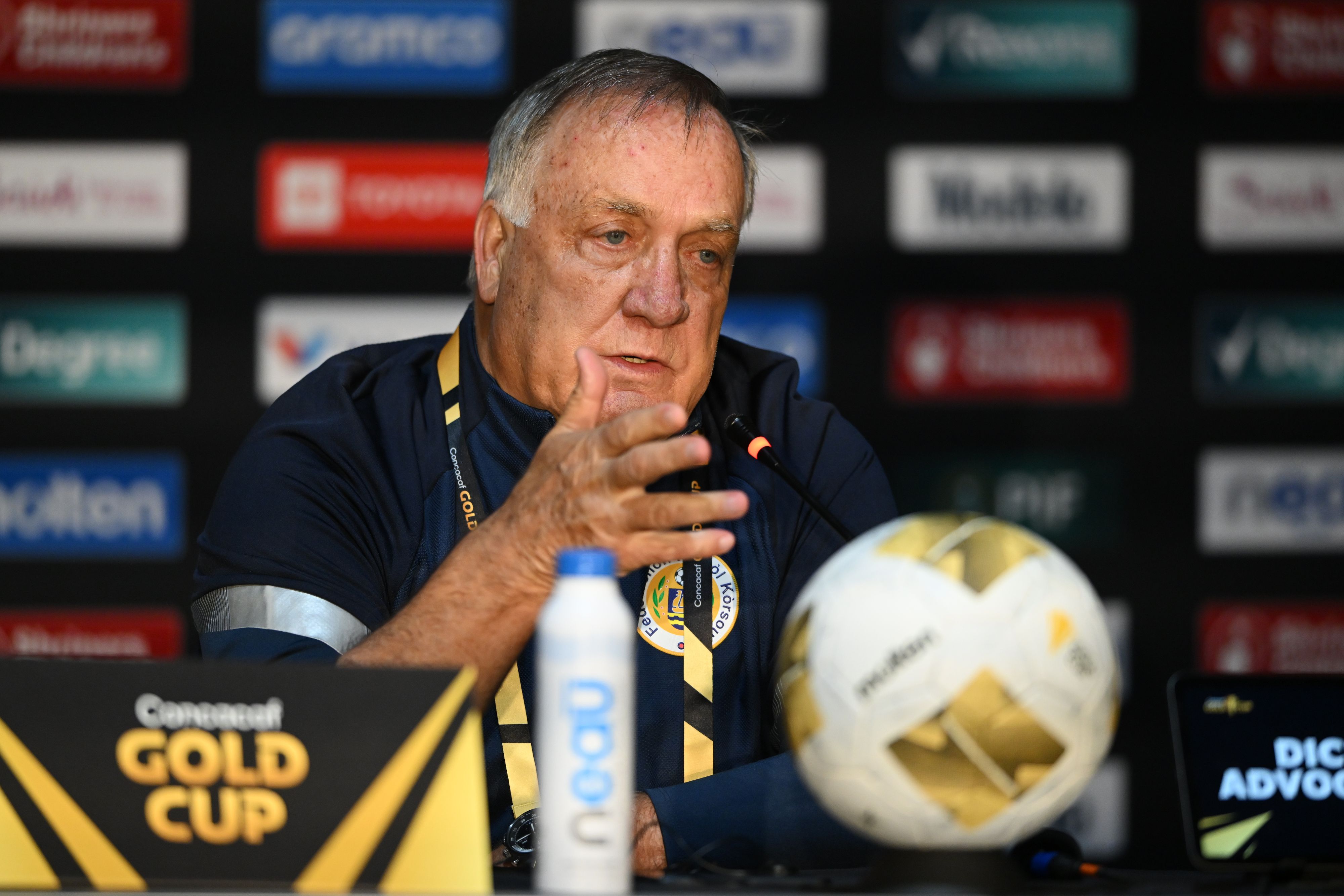 Dick Advocaat ist kurz vor der WM wieder der Teamchef von Curacao geworden. 
