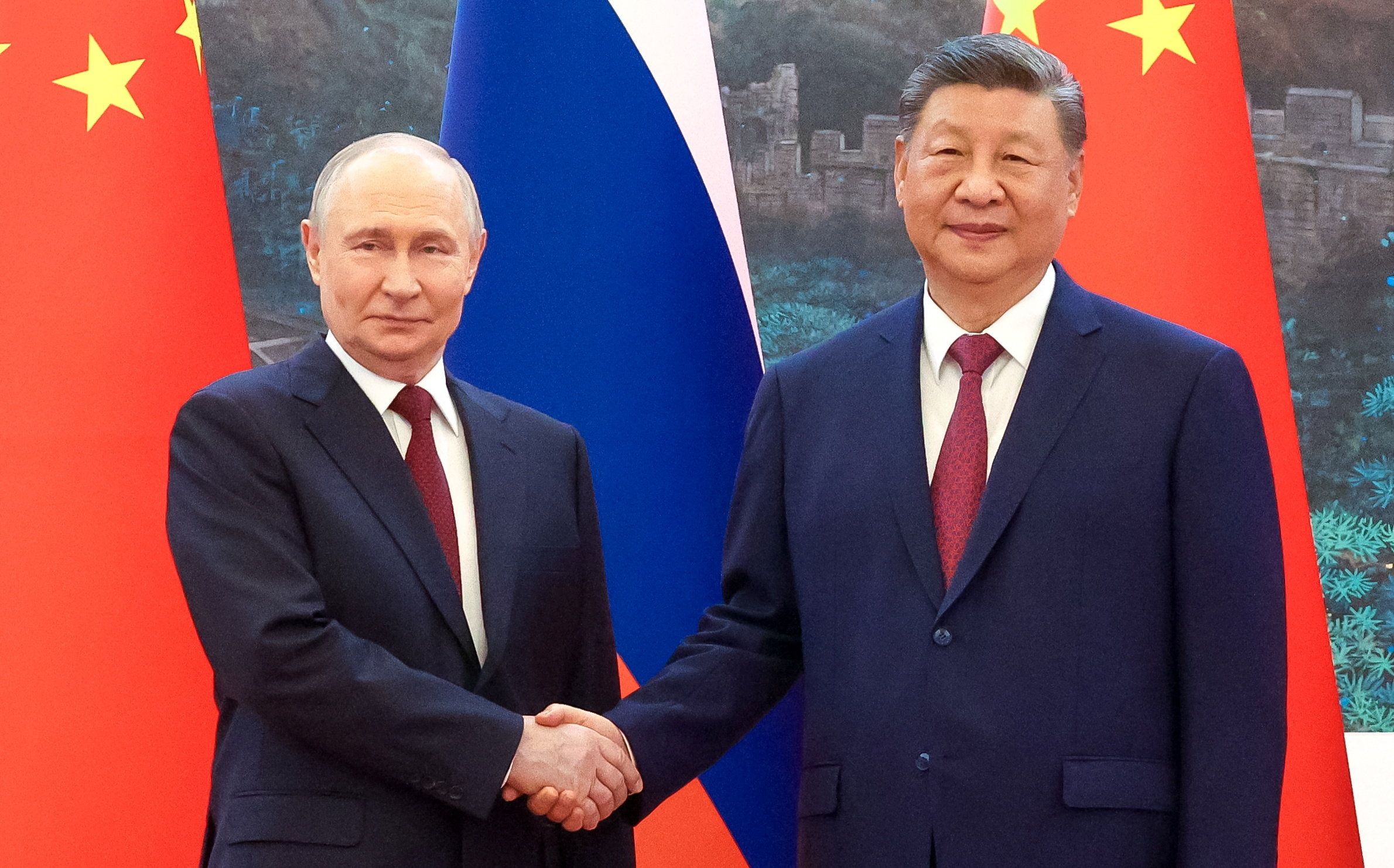 Nur wenige Tage nachdem Chinas Präsident Xi Jinping Donald Trump bei sich zu Besuch hatte, stattete auch Russlands Präsident Wladimir Putin Peking einen Besuch ab.  