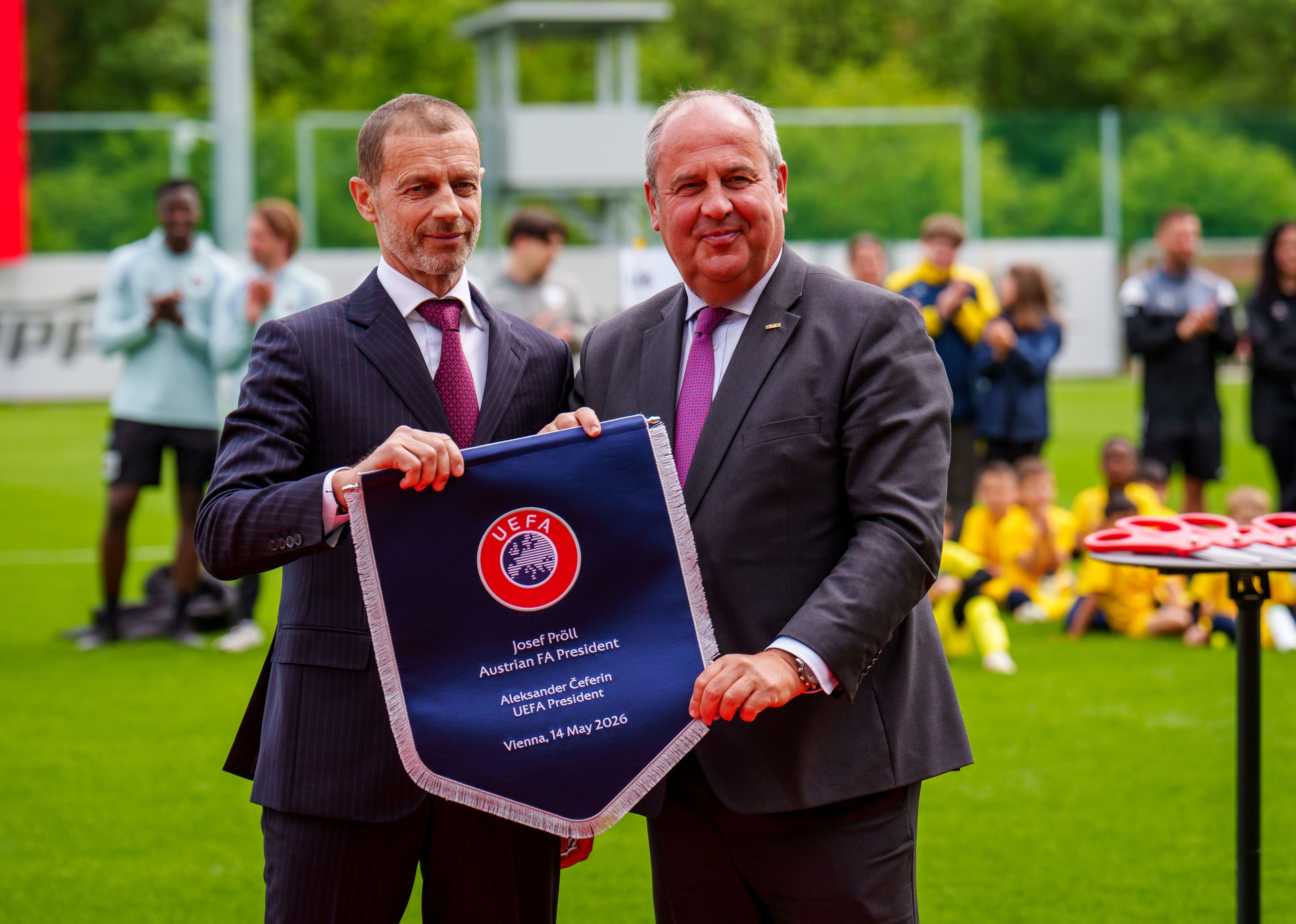 UEFA-Boss Aleksander Ceferin und Josef Pröll.