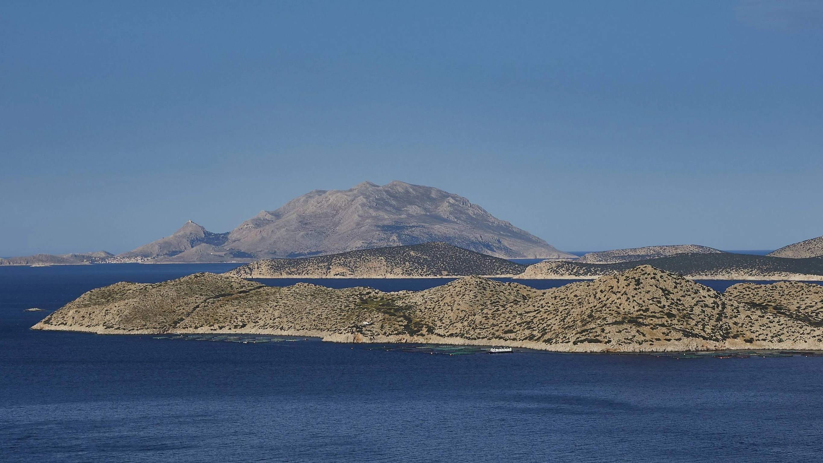 Heute.at - Diese griechische Insel ist billiger als Wiener Wohnung