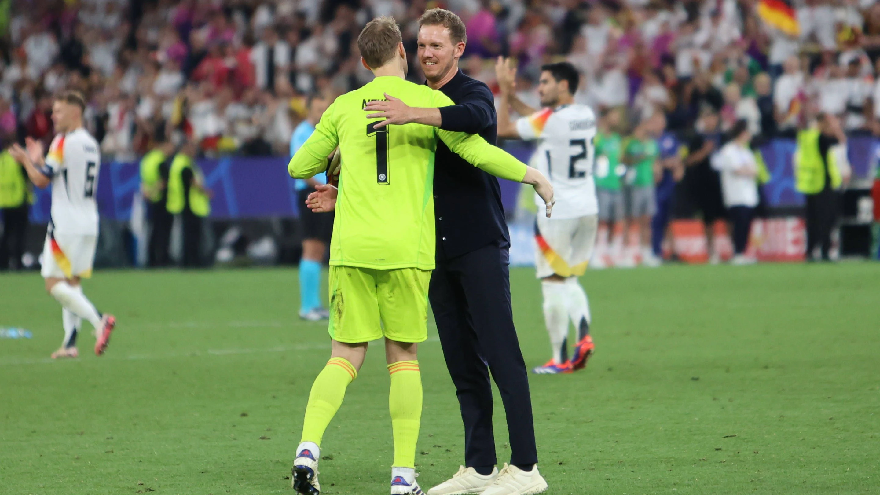 29.06.2024, Fussball, Herren, UEFA Europameisterschaft 2024, Achtelfinale, Deutschland - Dänemark, Trainer Julian Nagelsmann Deutschland, Manuel Neuer Deutschland Dortmund Signal-Iduna-Park Nordrhein-Westfalen Deutschland DE *** 29 06 2024, Football, Men, UEFA European Championship 2024, Round of 16, Germany Denmark, Coach Julian Nagelsmann Germany , Manuel Neuer Germany Dortmund Signal Iduna Park North Rhine-Westphalia Germany EN Copyright: xSebastianxBachx
