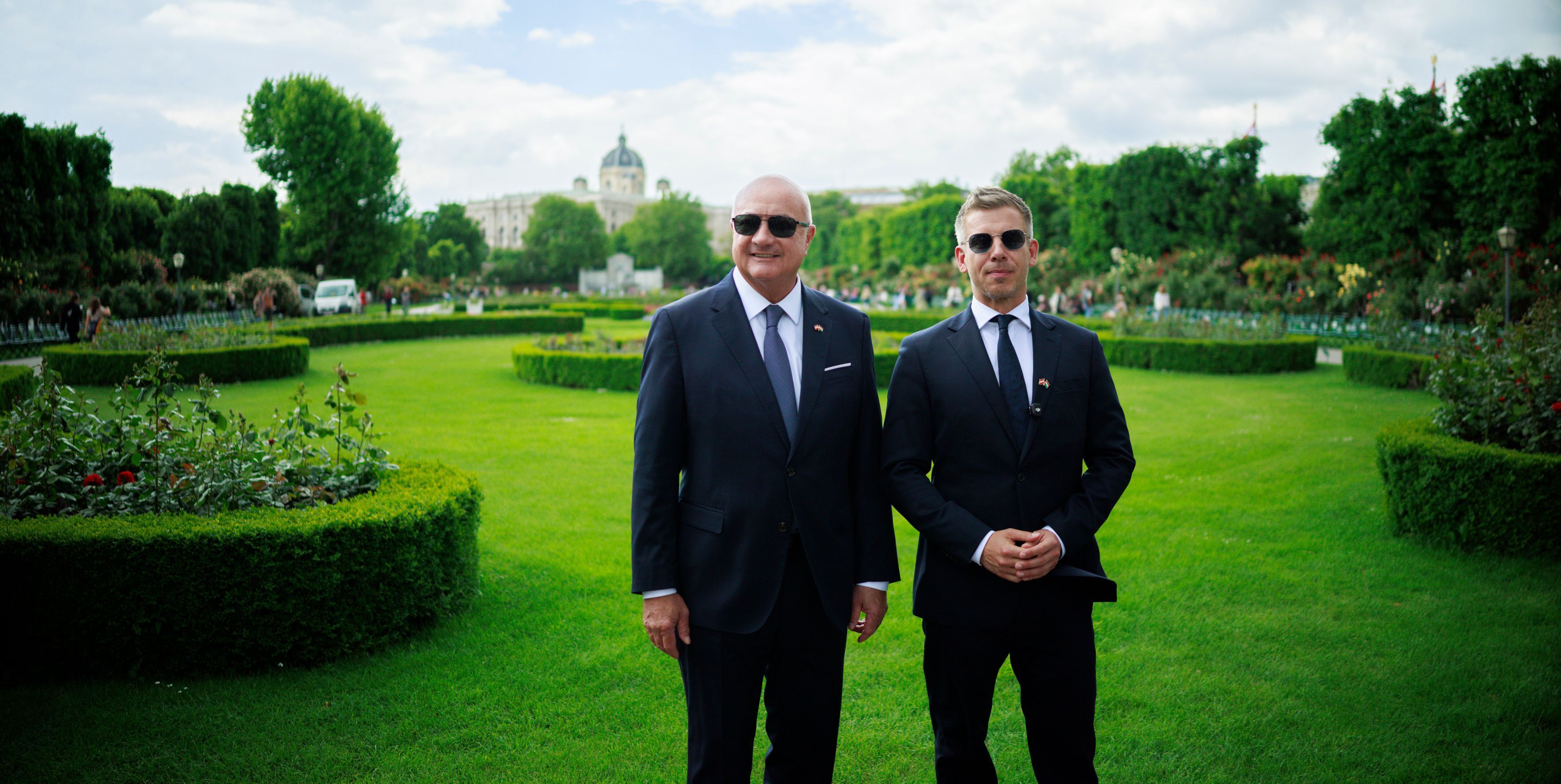 Am Donnerstag empfing Bundeskanzler Christian Stocker (l.) den Premierminister von Ungarn Peter Magyar (r.) zu einem Arbeitsbesuch im Bundeskanzleramt.