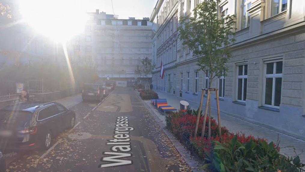 Einbruch in Wiener Schule! Polizei im Einsatz