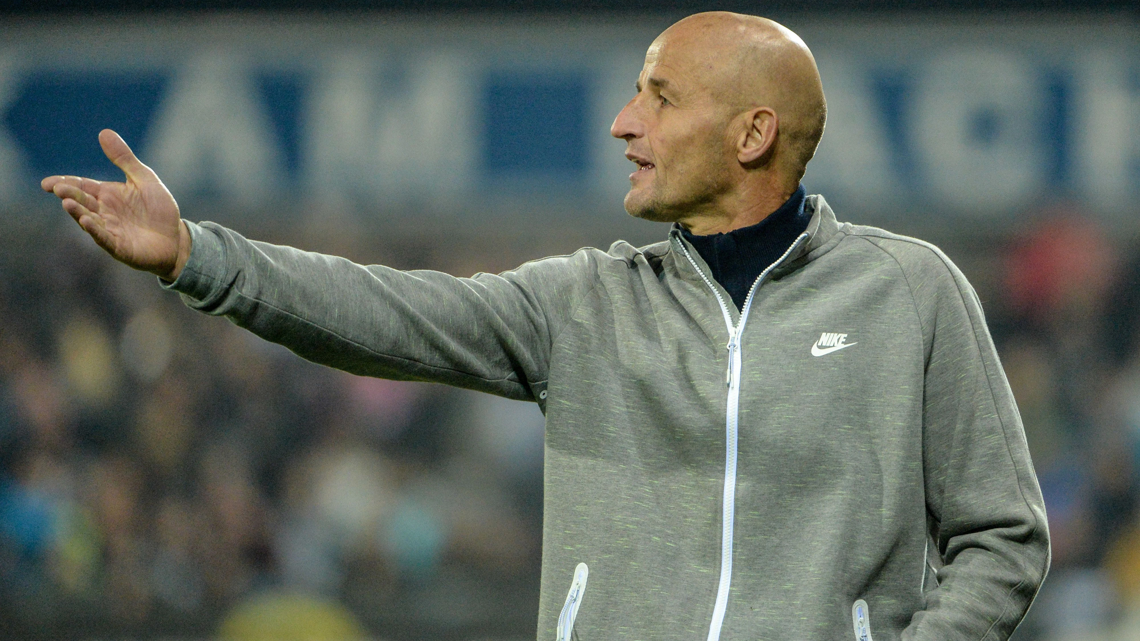 Heute.at - H***nsohn – Ex-Salzburg-Coach bricht Interview ab