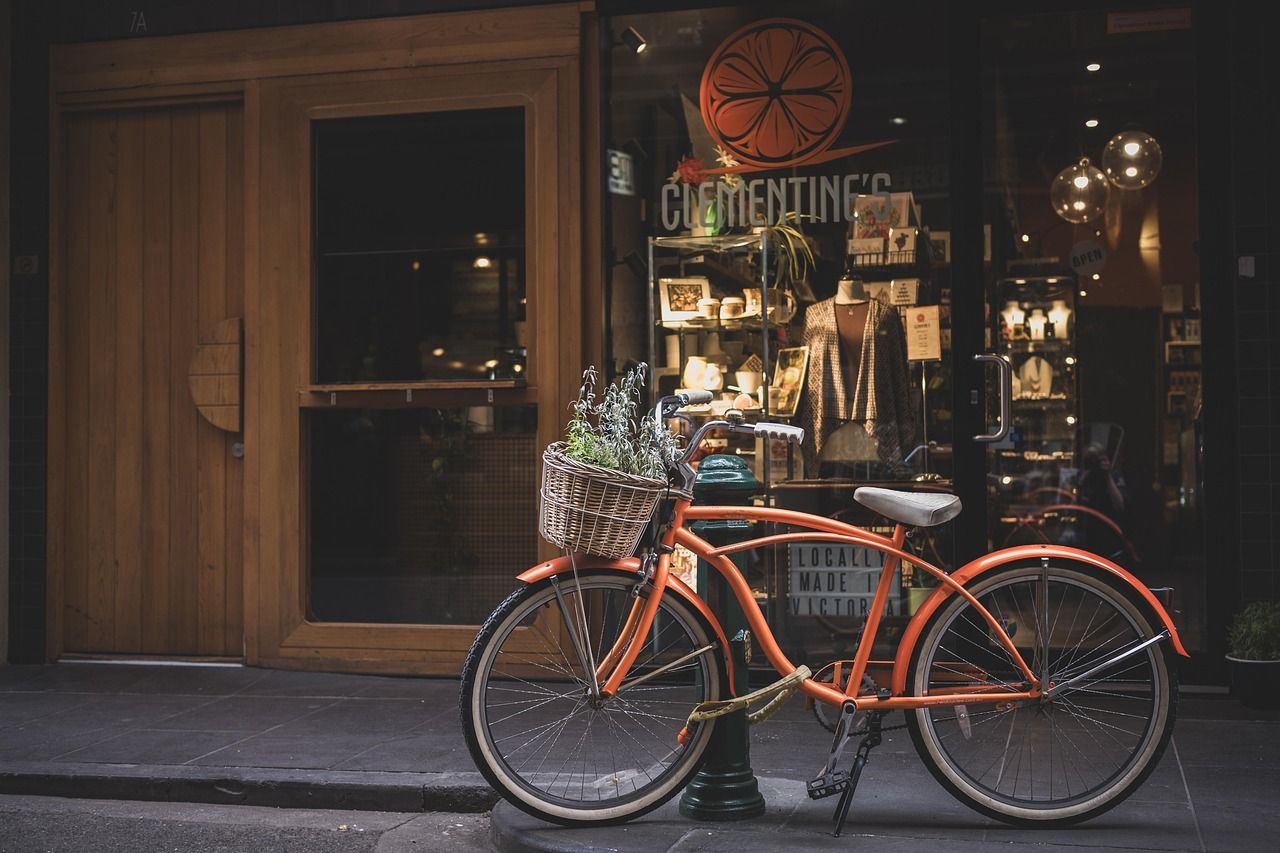 Fahrrad auf dem Gehweg