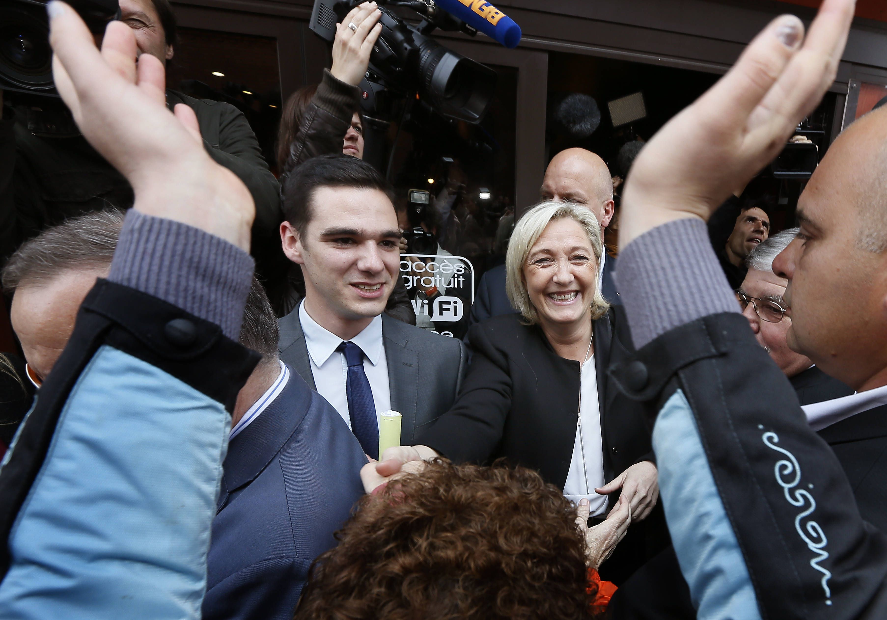 Étienne Bousquet-Cassagne und Marine Le Pen.