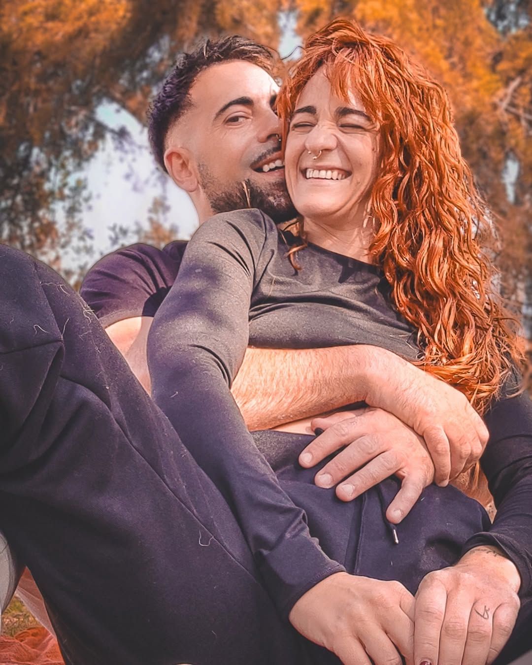 Ana und Daniel aus Spanien lieben sich und wollen heiraten. 