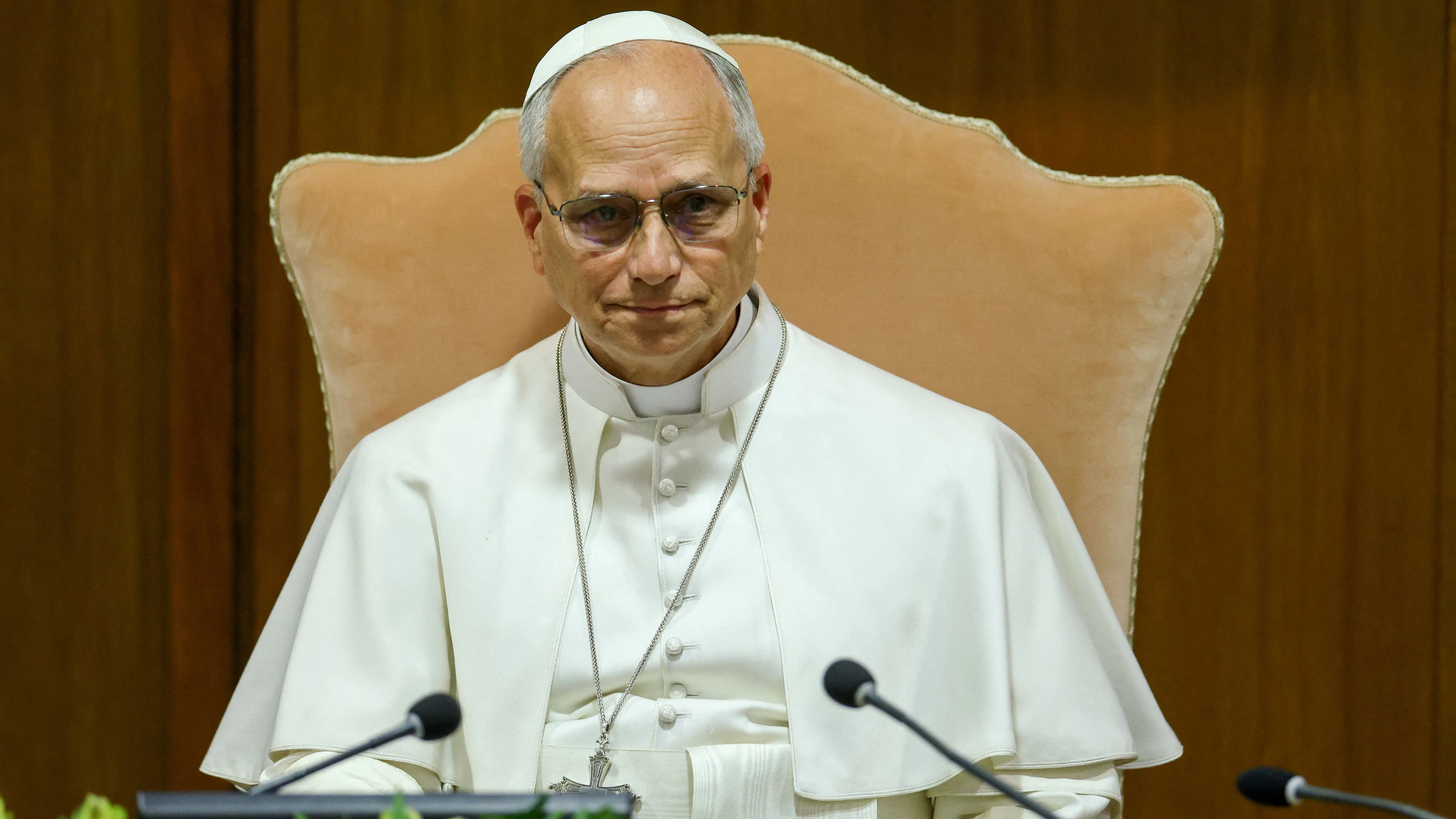 Pope Leo XIV prepares to speak during the presentation of "Magnifica humanitas", his first encyclical, focused on the rise of artificial intelligence, at the Vatican's Aula Nuova del Sinodo, May 25, 2026. REUTERS/Yara Nardi