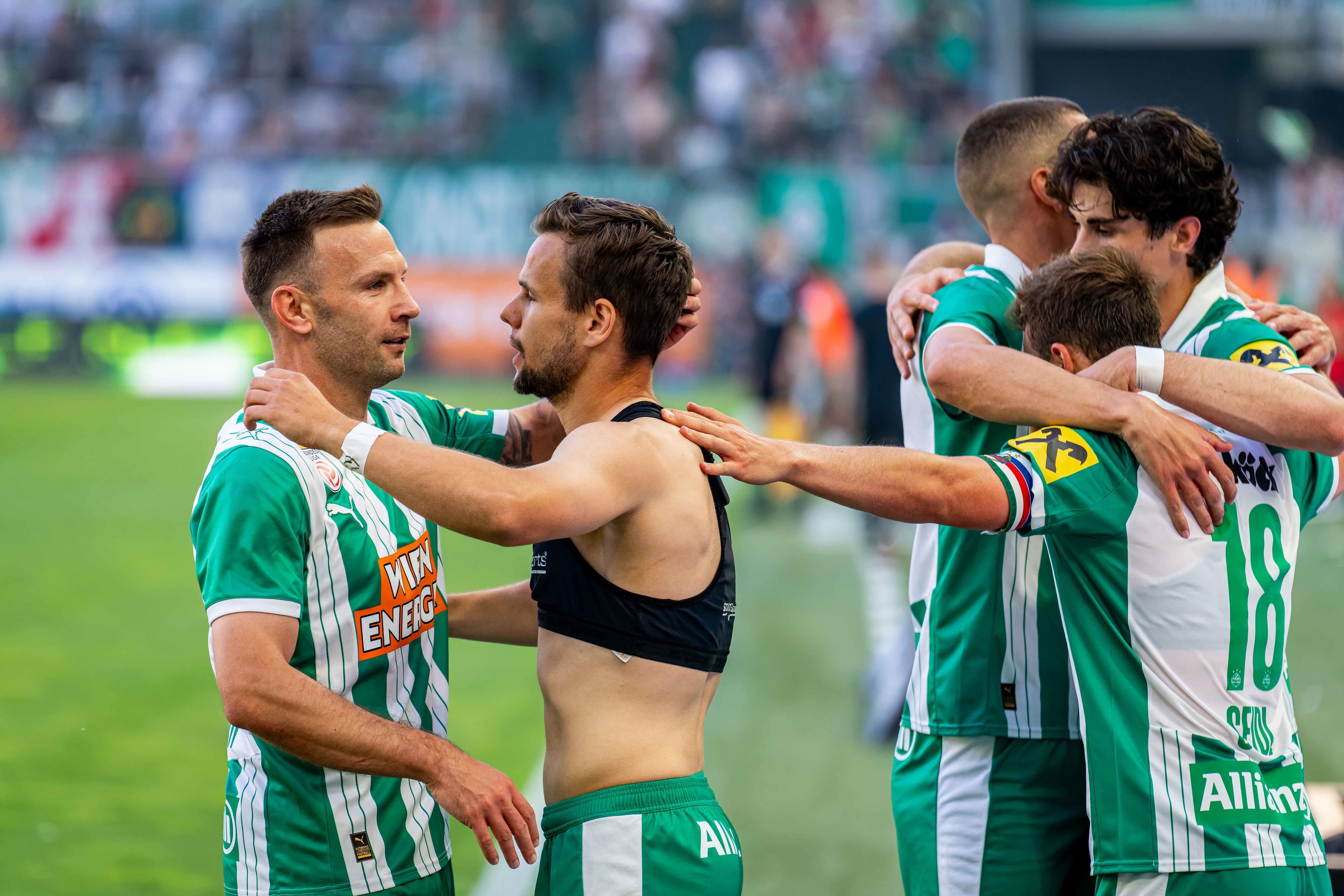 Heute.at - Katzer kündigt Rapid-Transfer nach Europacup an