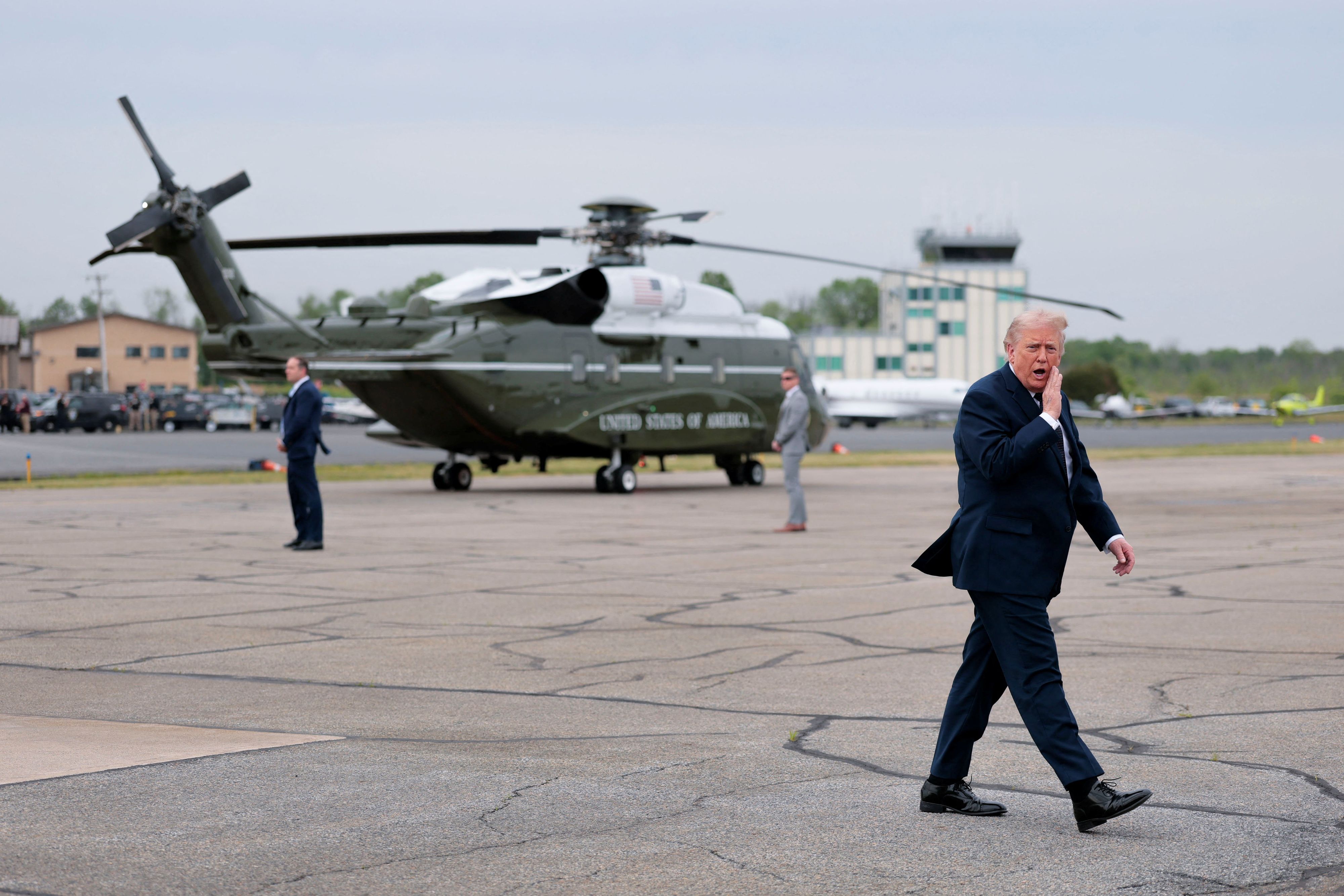 US-Präsident Donald Trump tritt nun auf die Bremse, was einen möglichen Friedensdeal mit dem Iran anbelangt. Erst vor wenigen Tagen hatte er allerdings noch Druck auf Teheran gemacht.