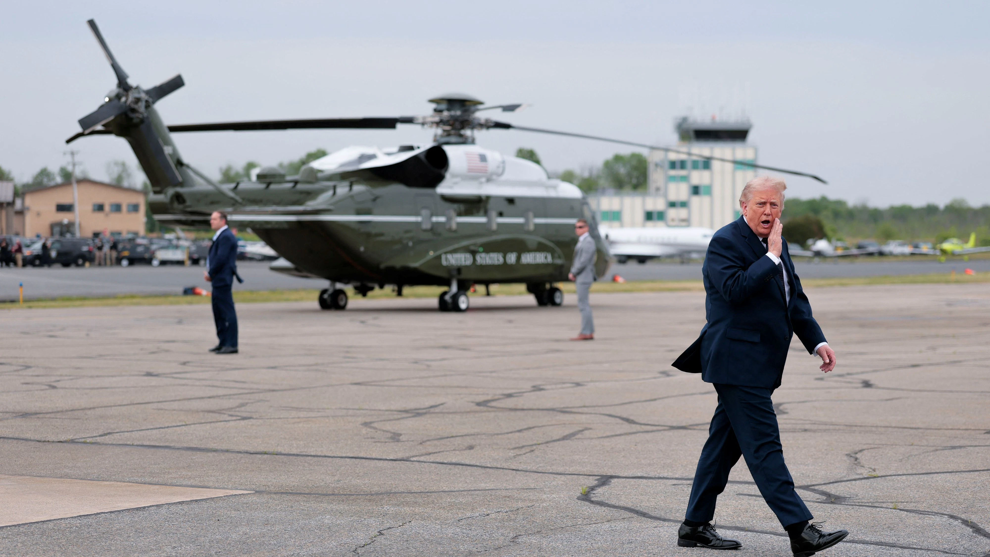 US-Präsident Donald Trump tritt nun auf die Bremse, was einen möglichen Friedensdeal mit dem Iran anbelangt. Erst vor wenigen Tagen hatte er allerdings noch Druck auf Teheran gemacht.