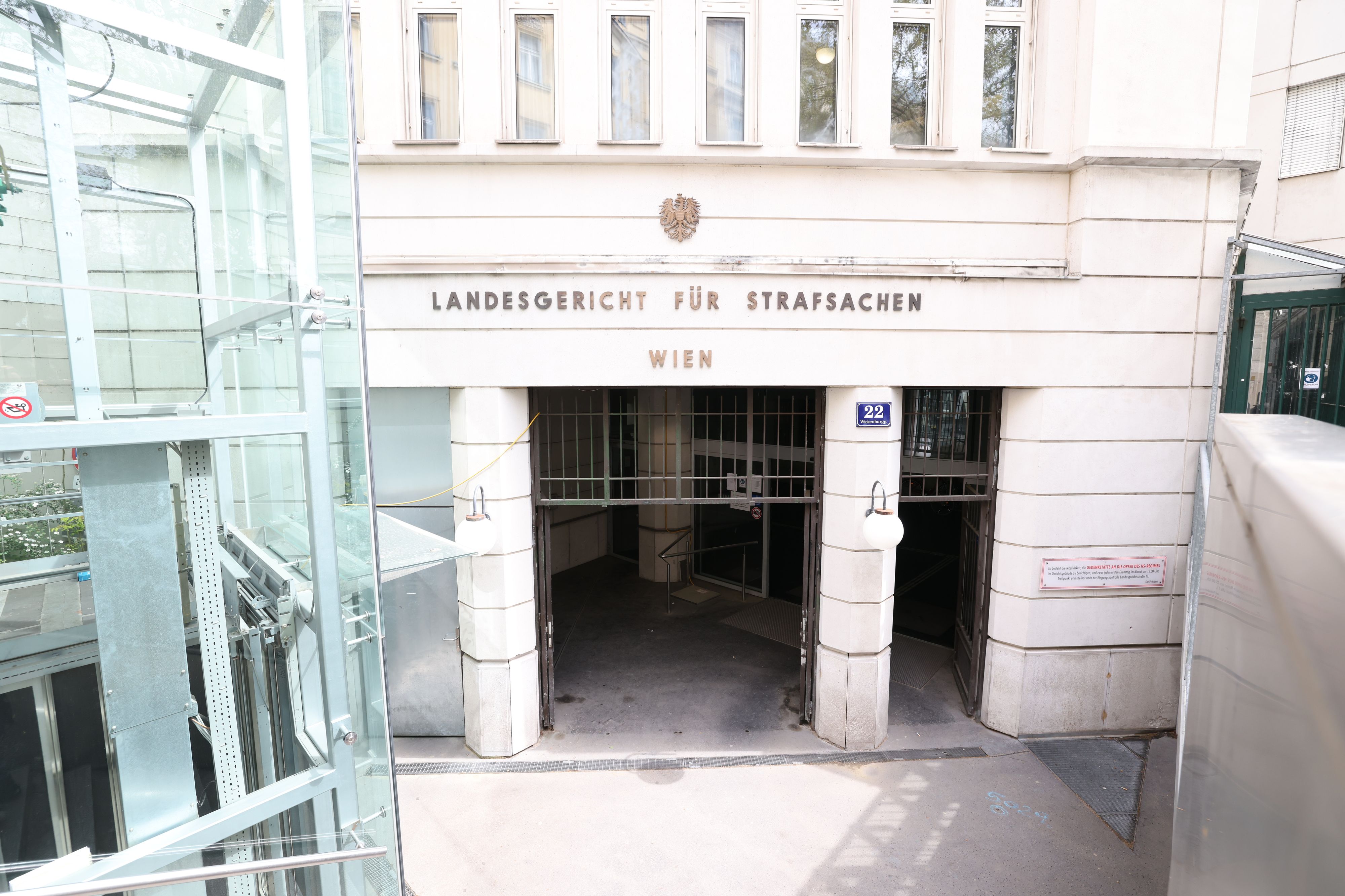 Beim Prozess am Wiener Landesgericht übernahm der Polizist die Verantwortung und kam mit einer Diversion davon