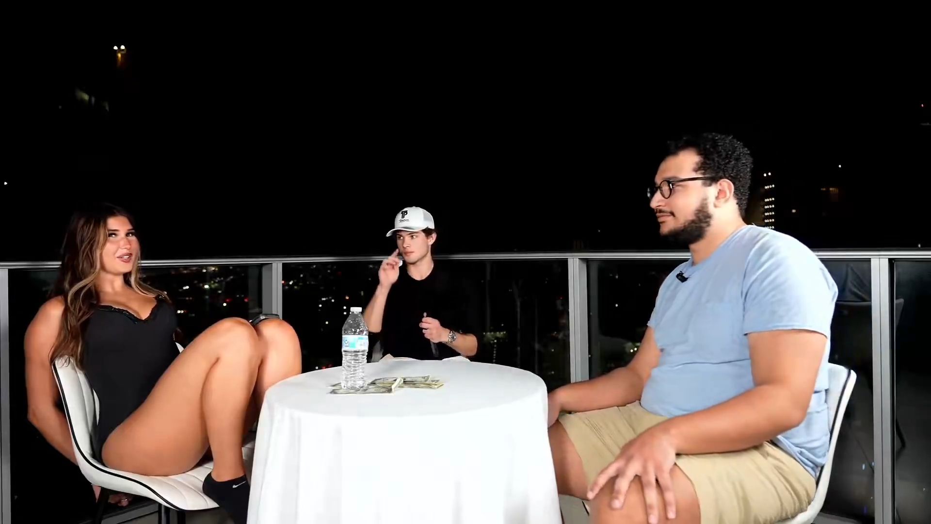 Drei Millionen Dollar gab ein Fan für ein OF-Model aus – beim ersten Treffen nannte er sie dann „fett“.