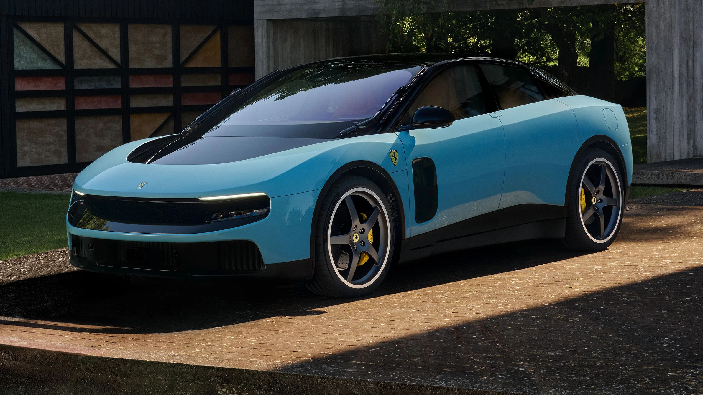 Im Ferrari Luce verfügt über ein hochmodernes High-End-Audiosystem: 21 Lautsprecher wurden für maximale Akustikleistung entwickelt und integriert