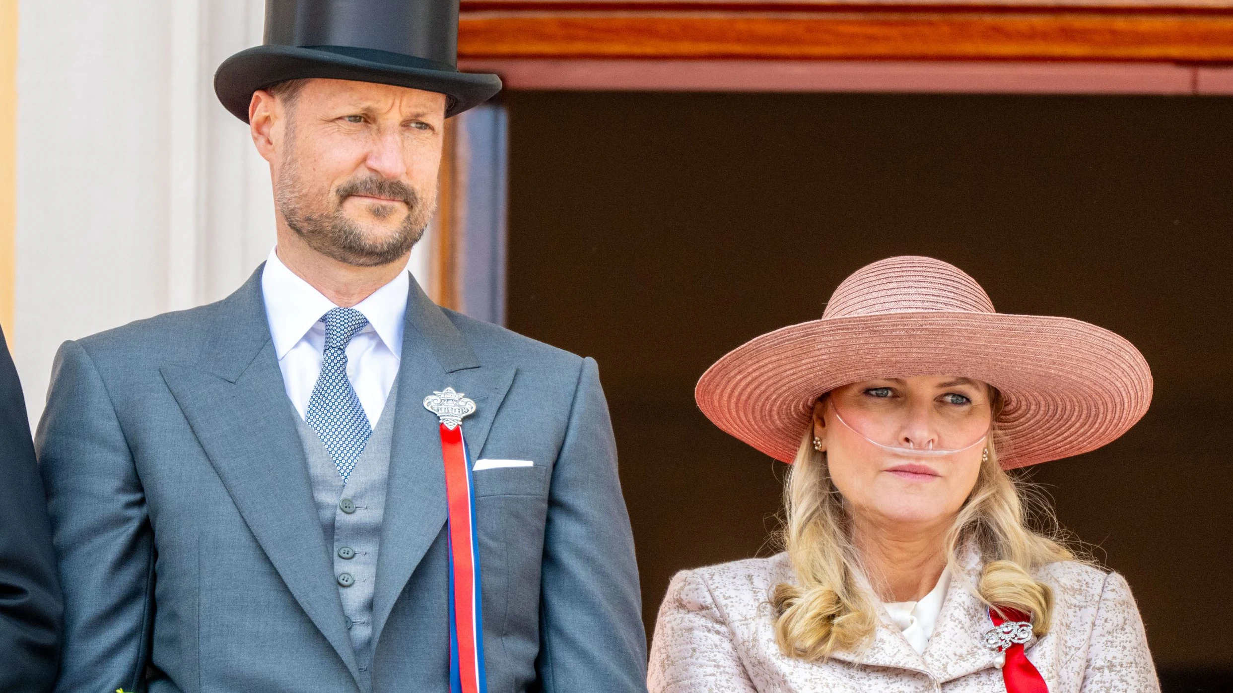 Auch während der Feierlichkeiten zum Nationalfeiertag trug Kronprinzessin Mette-Marit ihr Sauerstoffgerät. 